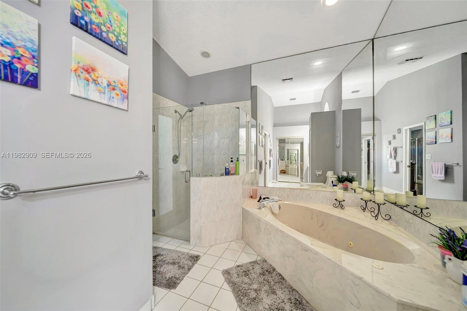 SHADOW WOOD - Residential