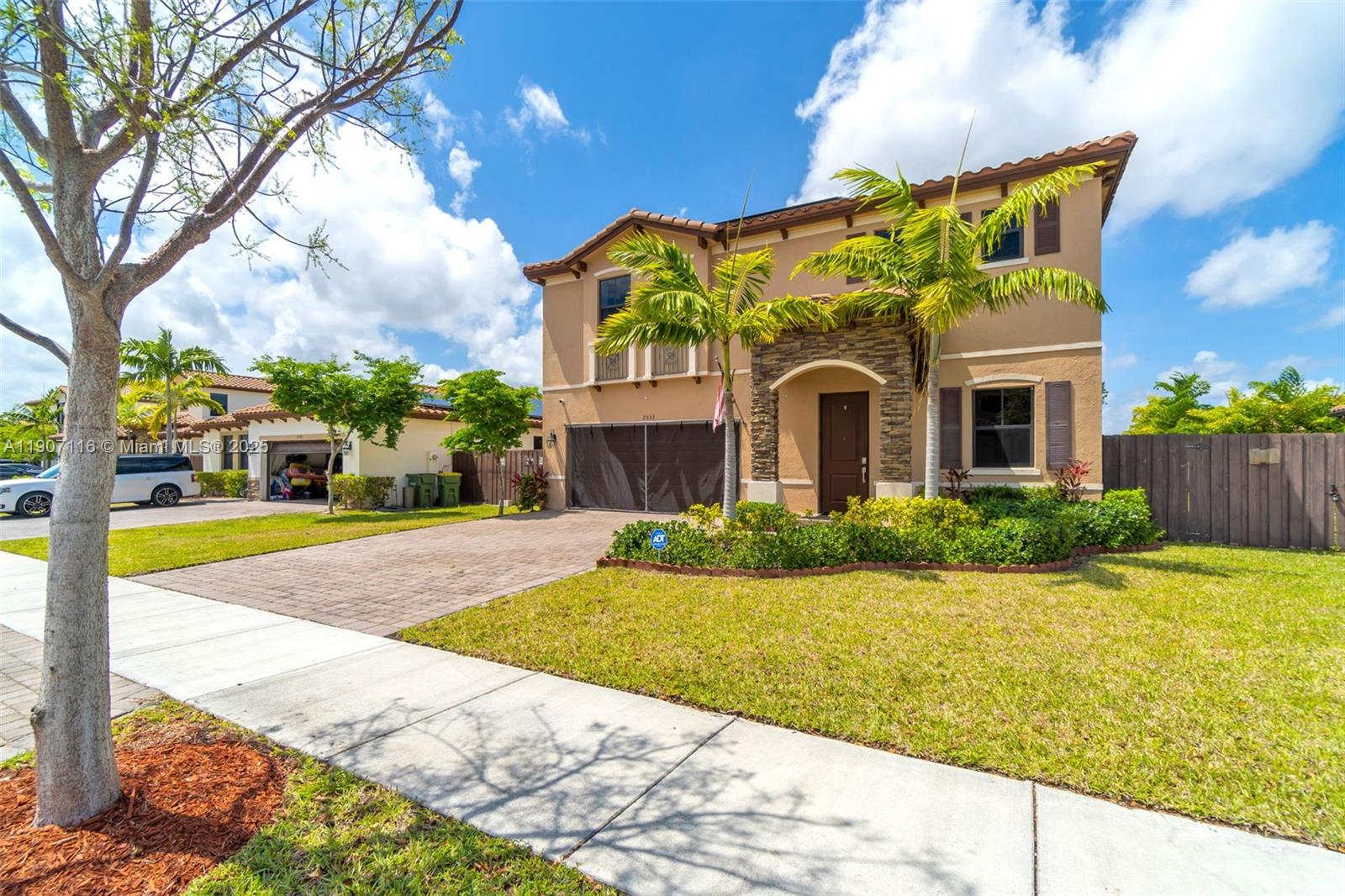 KINGMAN COMMONS - Residential