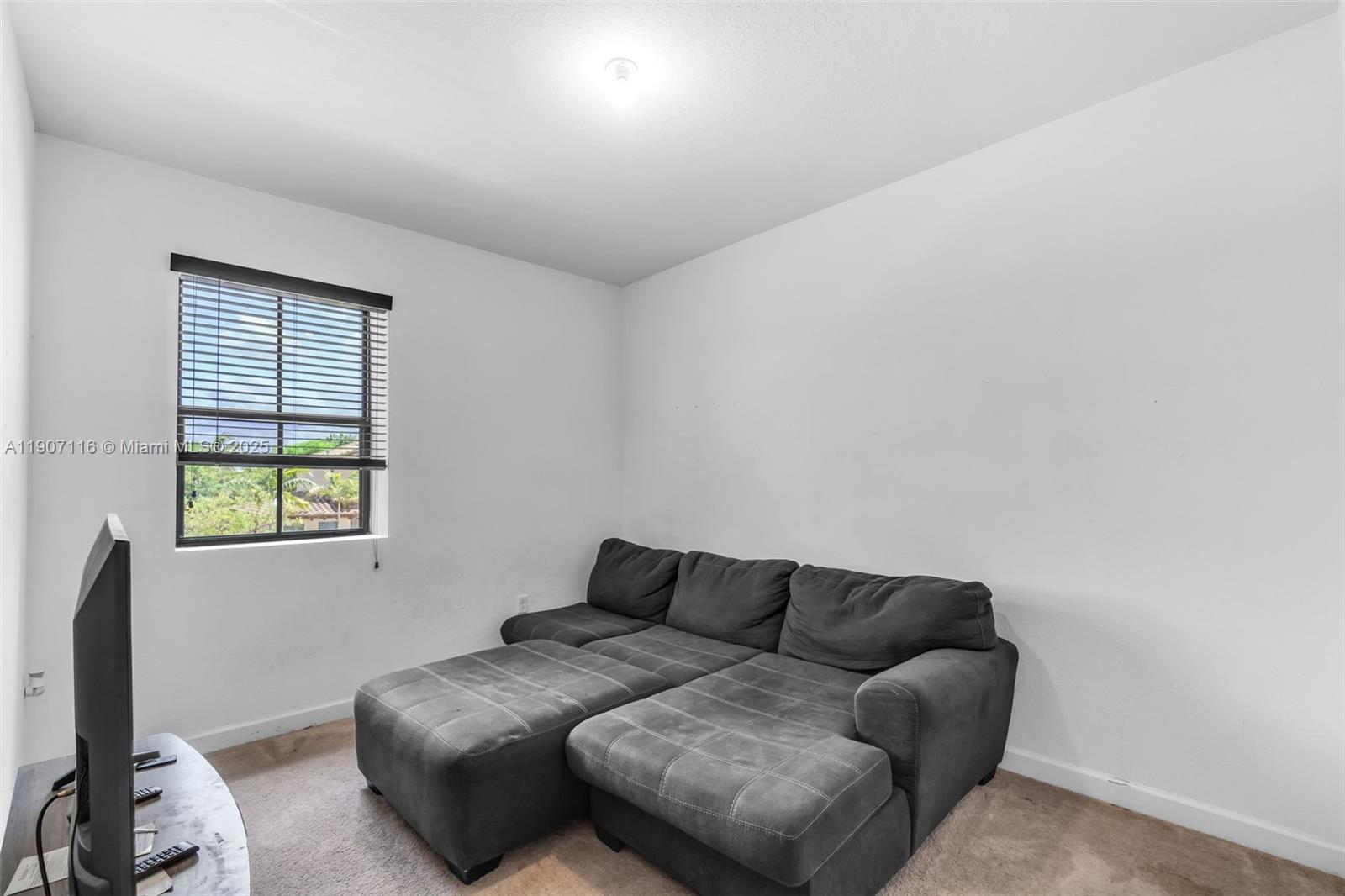 KINGMAN COMMONS - Residential