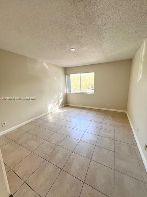 LAKES OF JACARANDA CONDO - Residential Lease