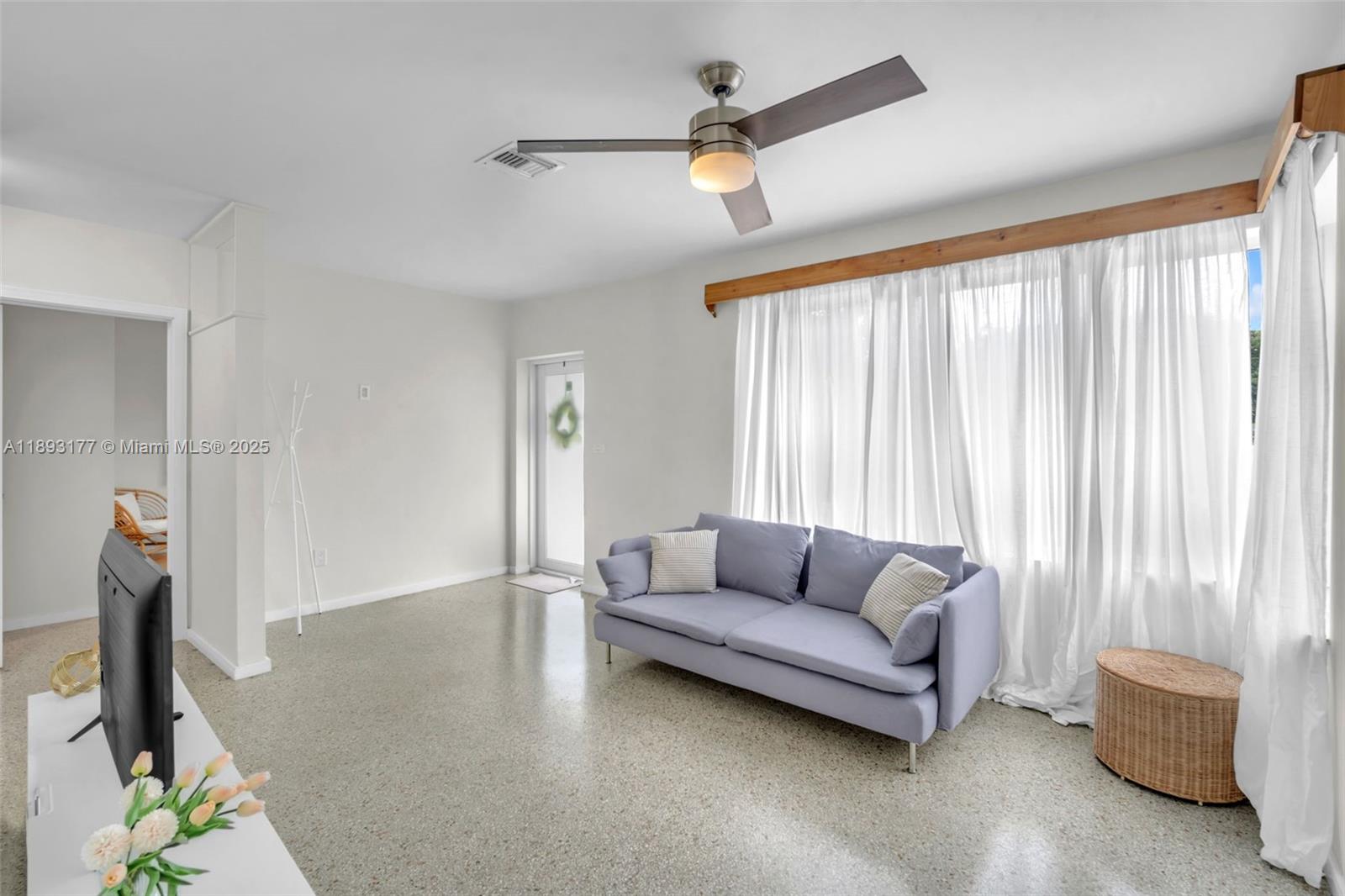 FULFORD BY THE SEA SEC J - Residential Lease