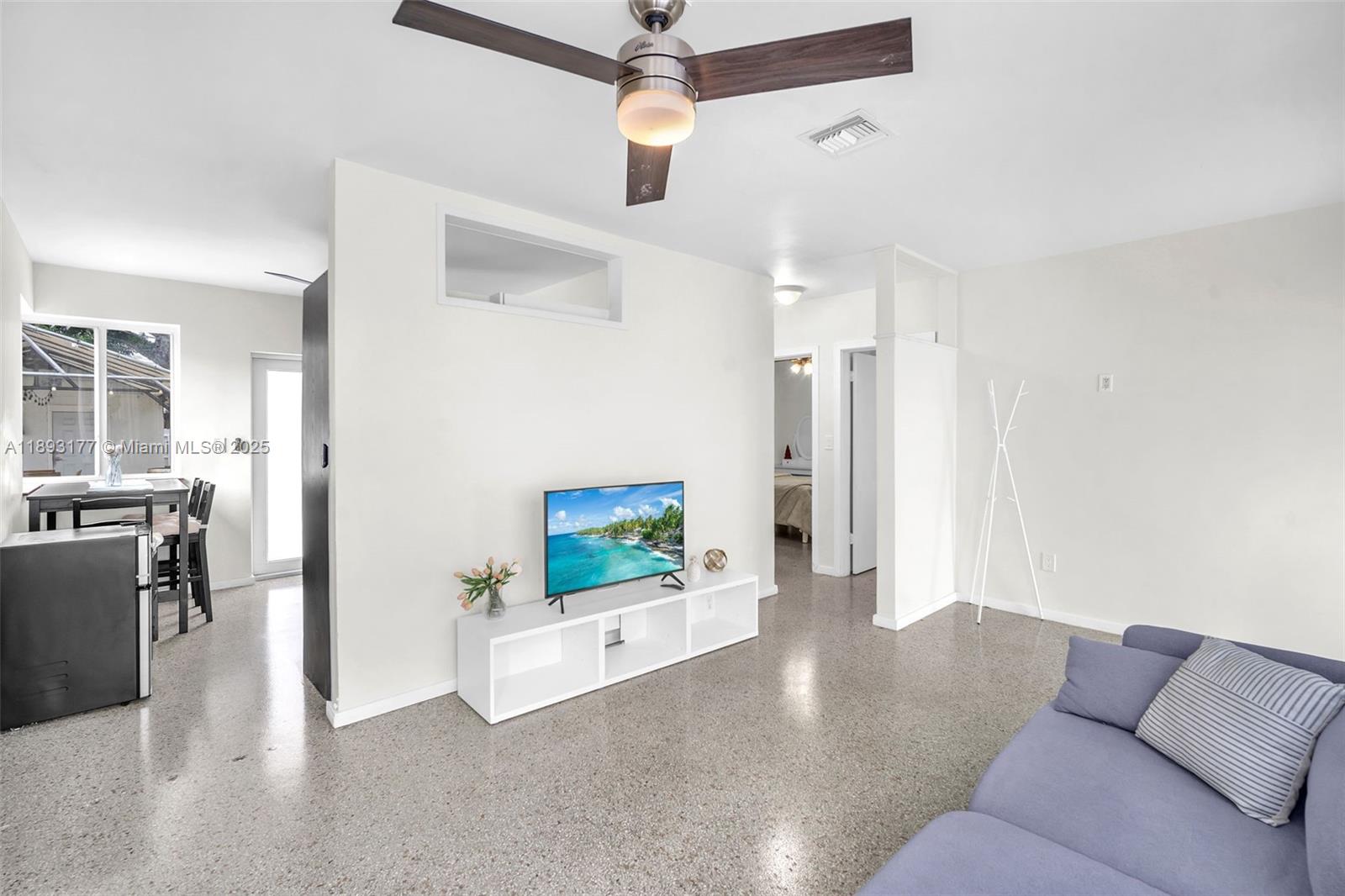 FULFORD BY THE SEA SEC J - Residential Lease