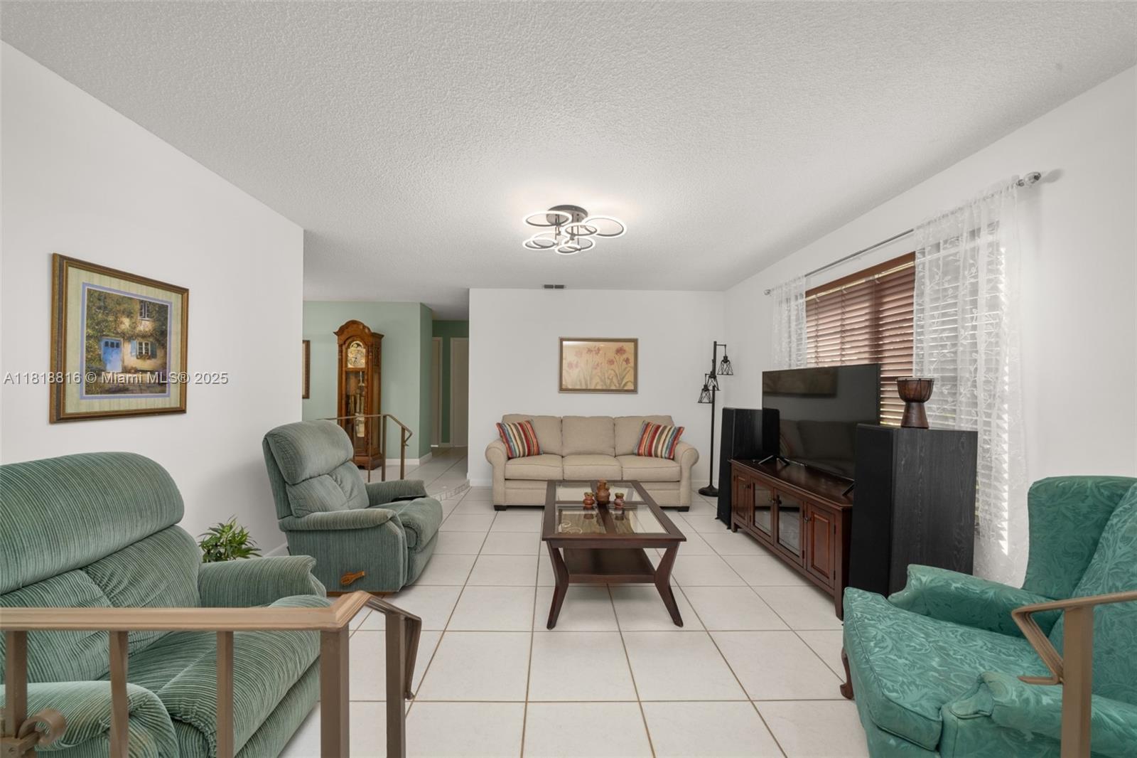 SPRING LAKE VILLAGE I - Residential