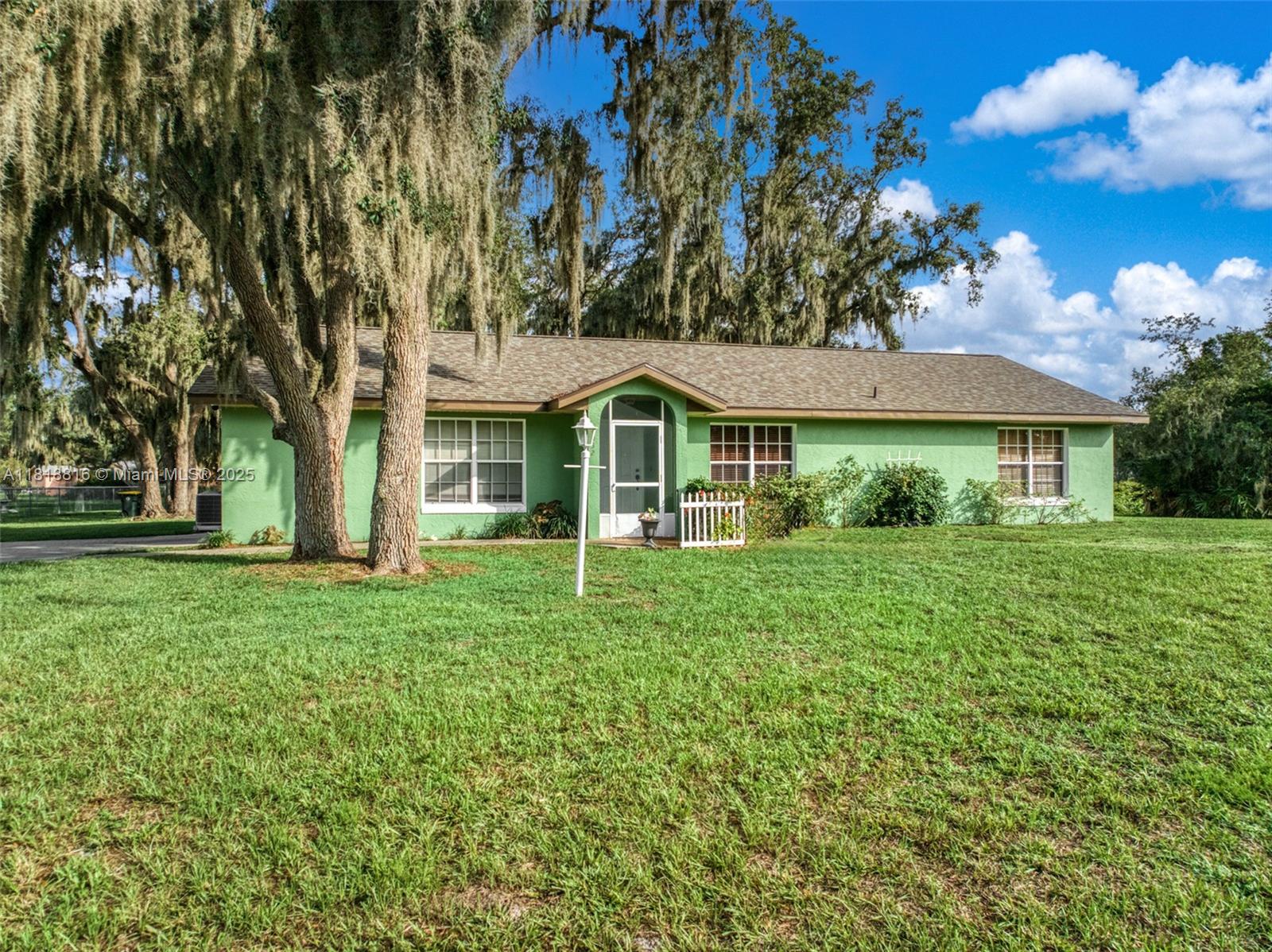 SPRING LAKE VILLAGE I - Residential