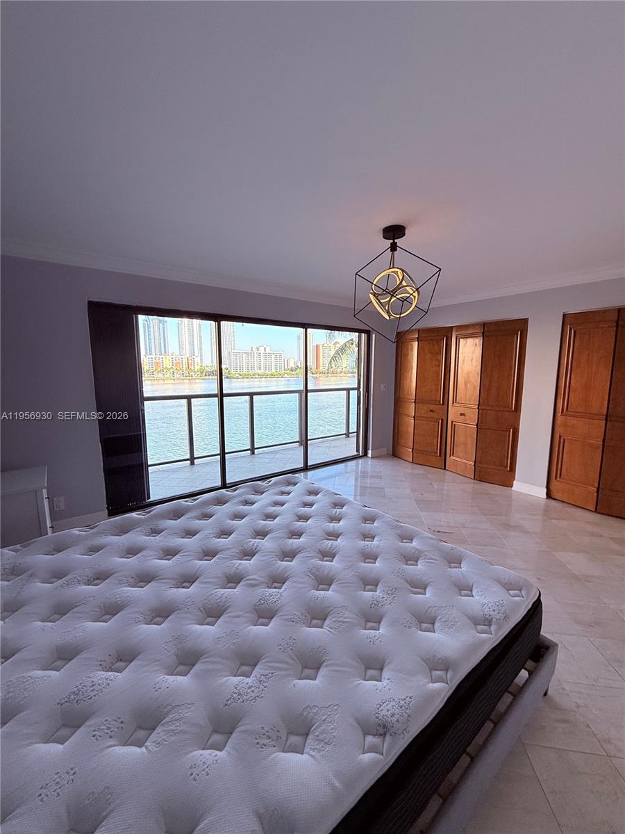 4000 NE 168th St PH3A