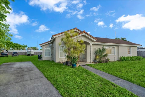 Photo of 11525 SW 49th Ter, Miami, FL 33165 (MLS # A12102948)