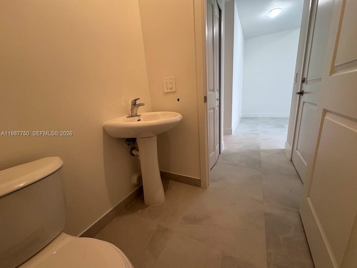 Century Square Park - Residential Lease