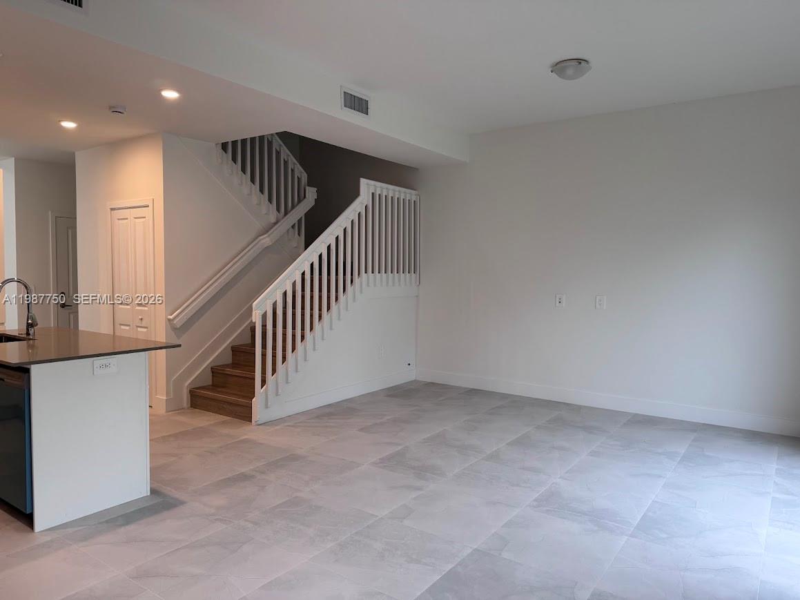 Century Square Park - Residential Lease