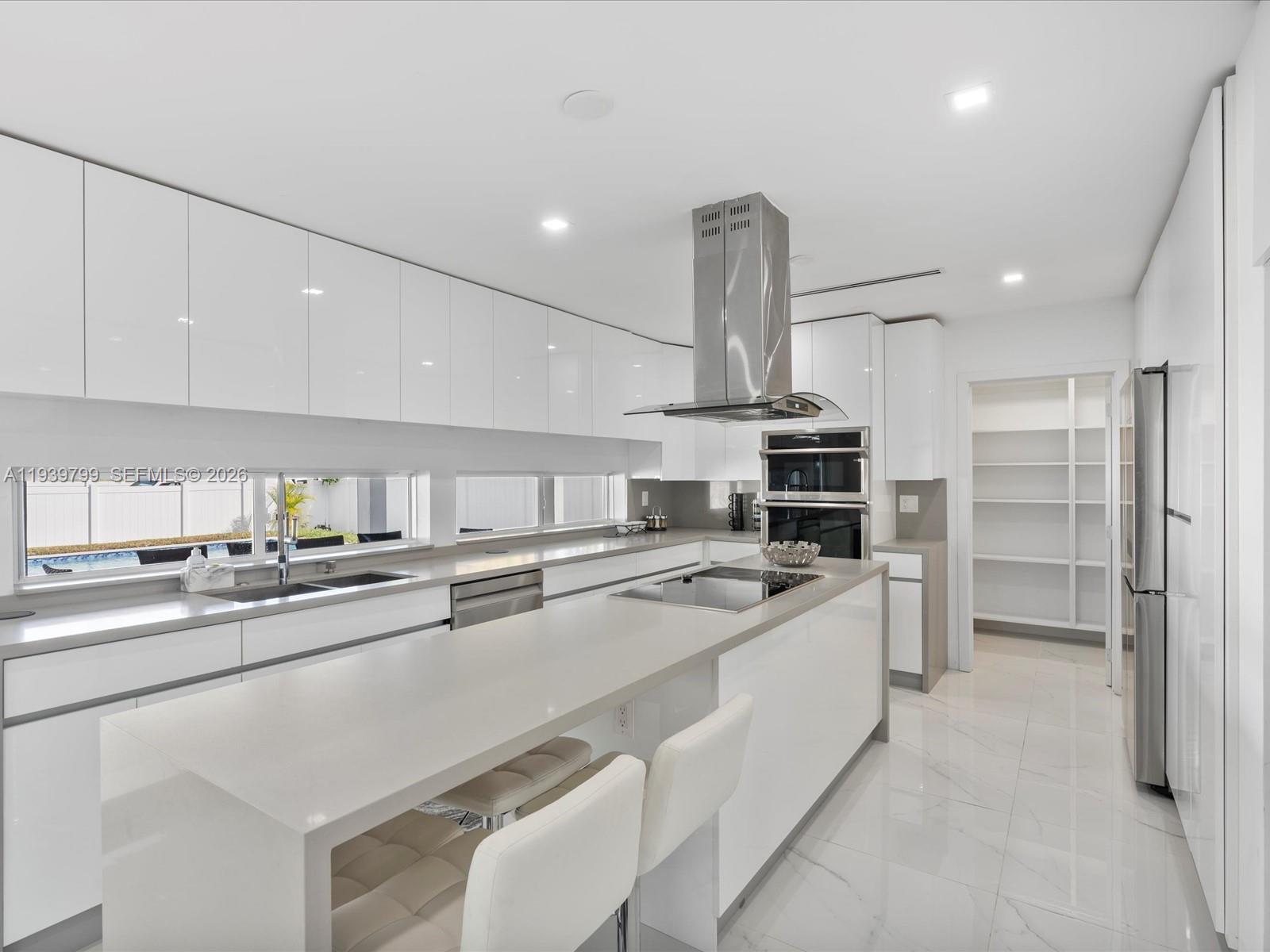 HOLLYWOOD HILLS 1965 - Residential