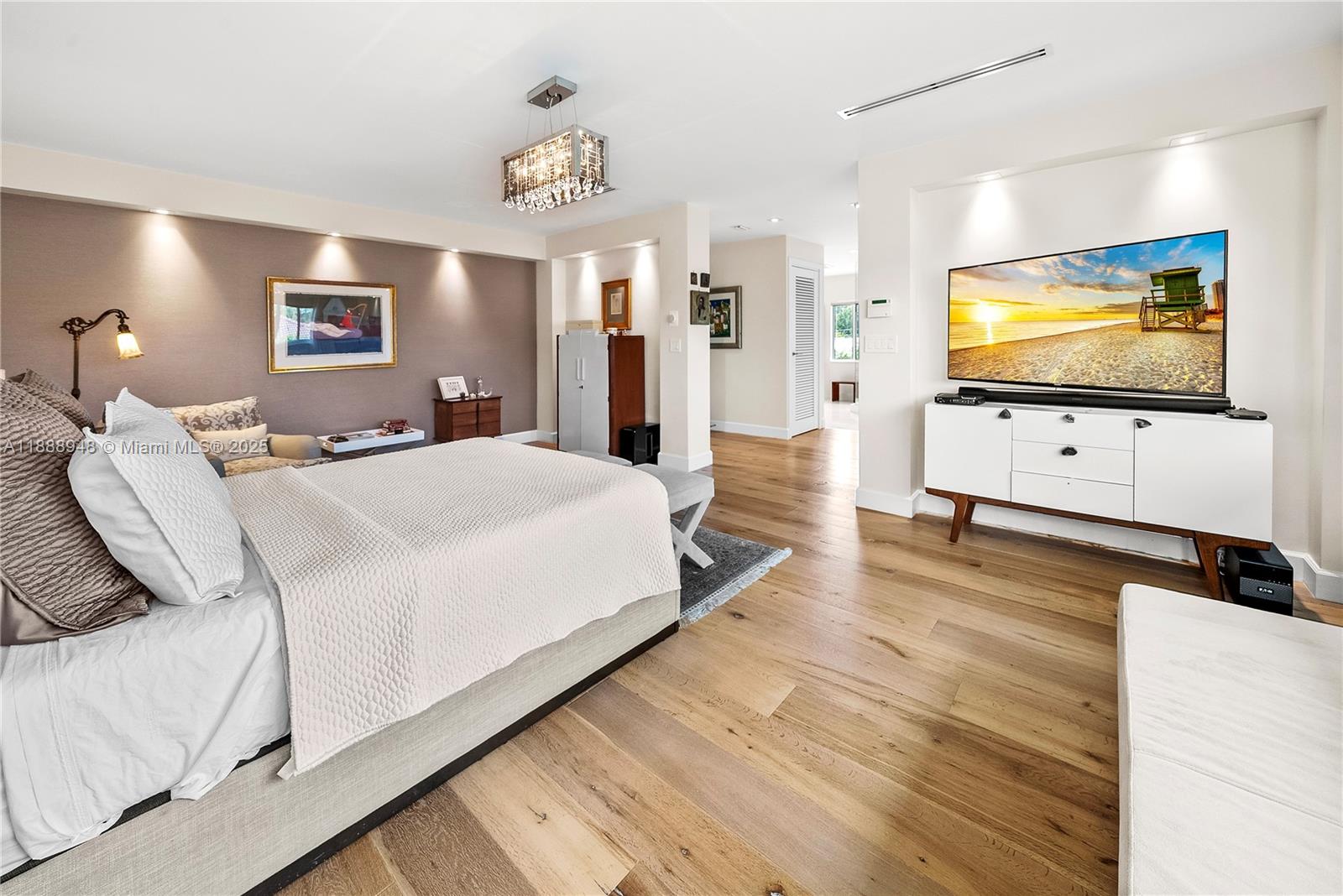 REPLAT MIAMI SHORES BAY - Residential