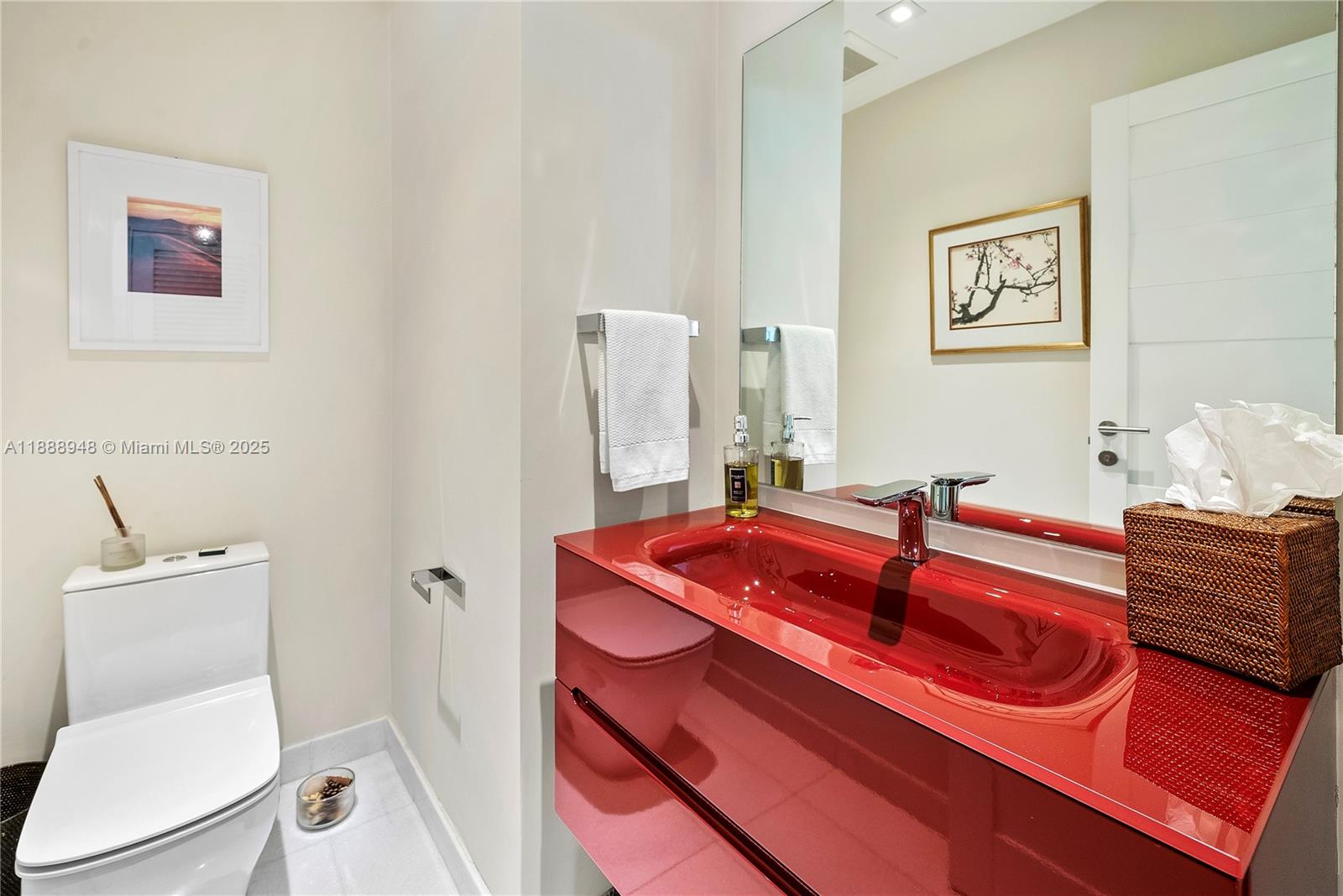 REPLAT MIAMI SHORES BAY - Residential