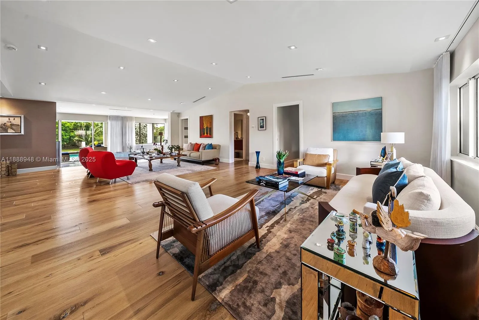 Miami Shores, Florida 33138, United States, 4 Bedrooms Bedrooms, ,5 BathroomsBathrooms,Residential,Active,225059