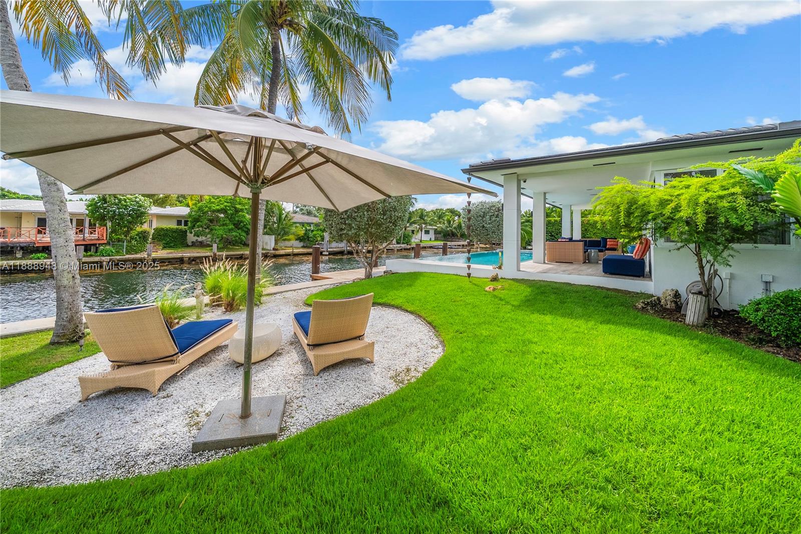 REPLAT MIAMI SHORES BAY - Residential