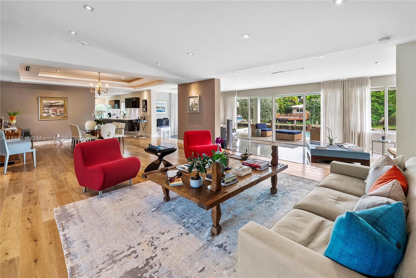 REPLAT MIAMI SHORES BAY - Residential