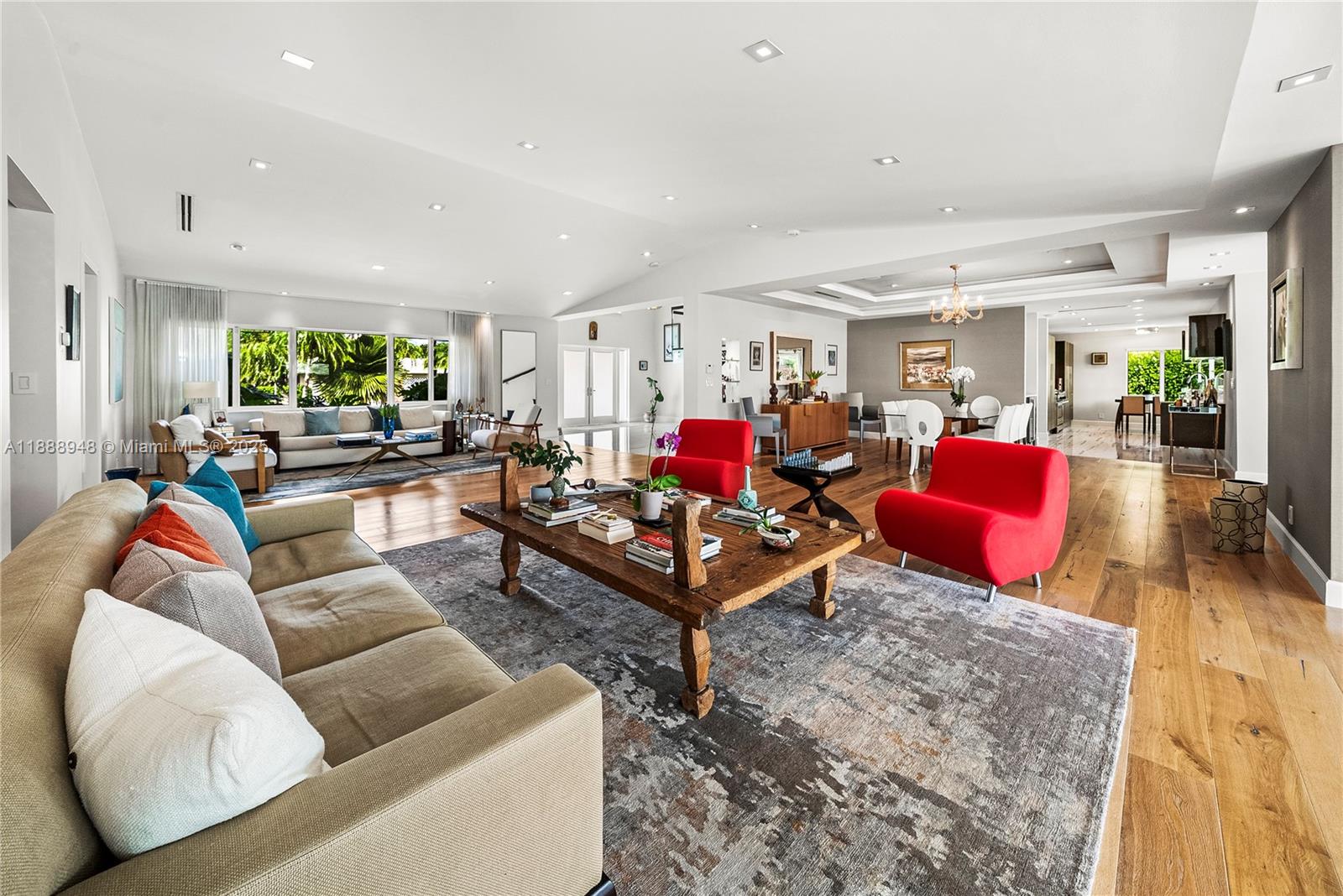 REPLAT MIAMI SHORES BAY - Residential