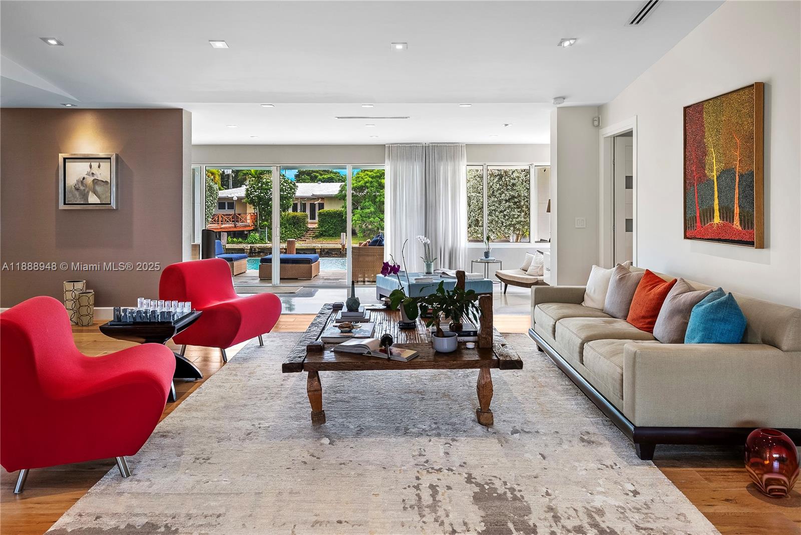 REPLAT MIAMI SHORES BAY - Residential