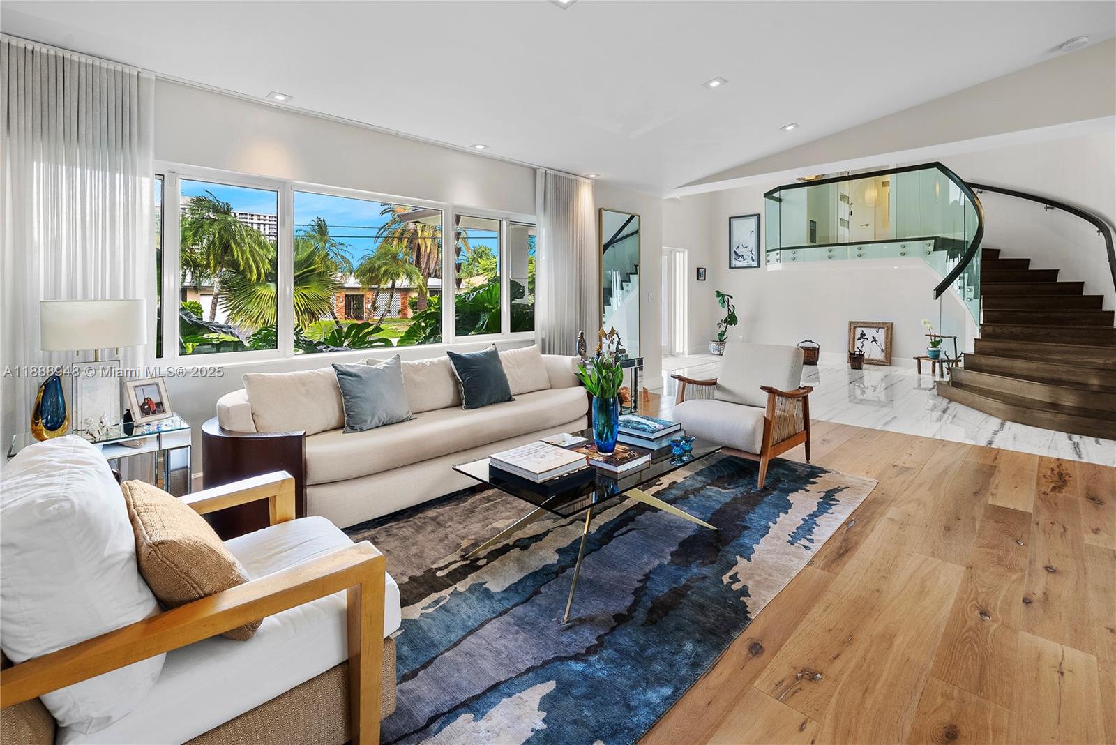 REPLAT MIAMI SHORES BAY - Residential