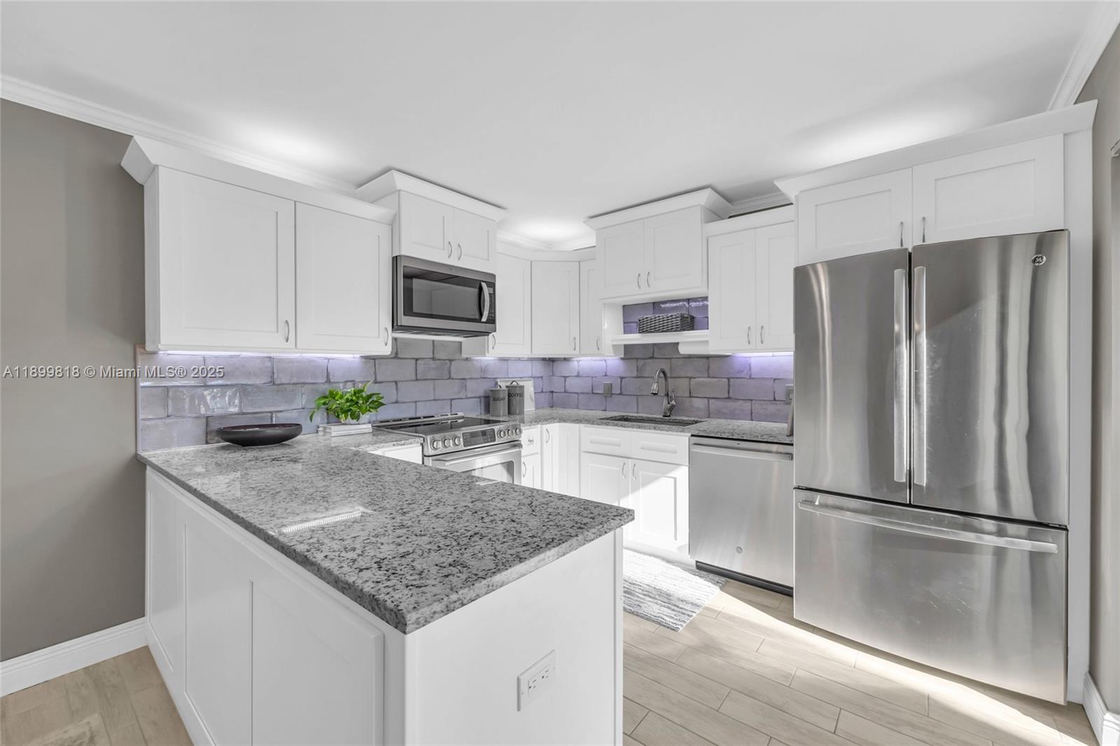 OCEAN COVE - Residential