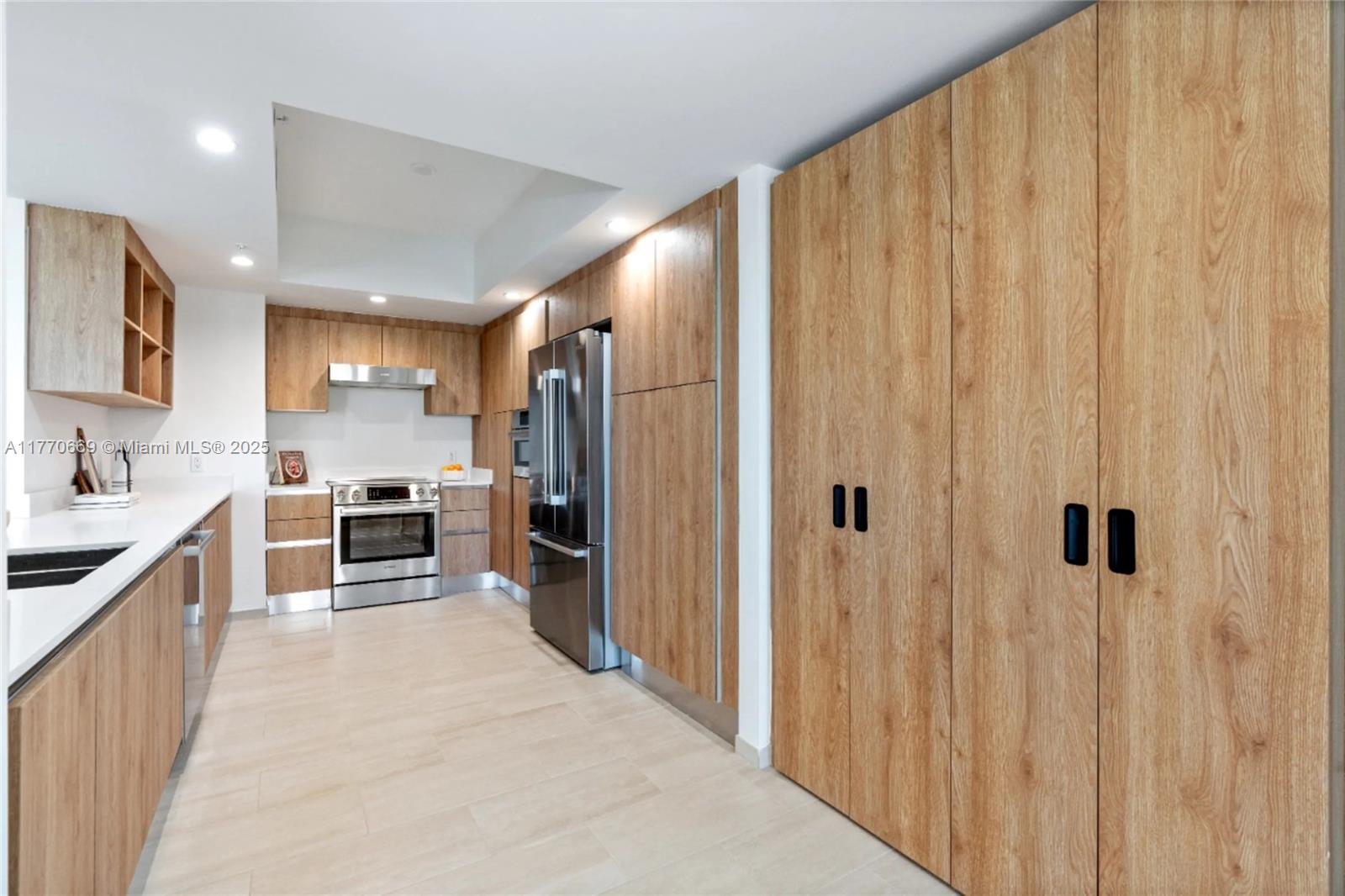 BAY HARBOR ISLAND - Residential Lease