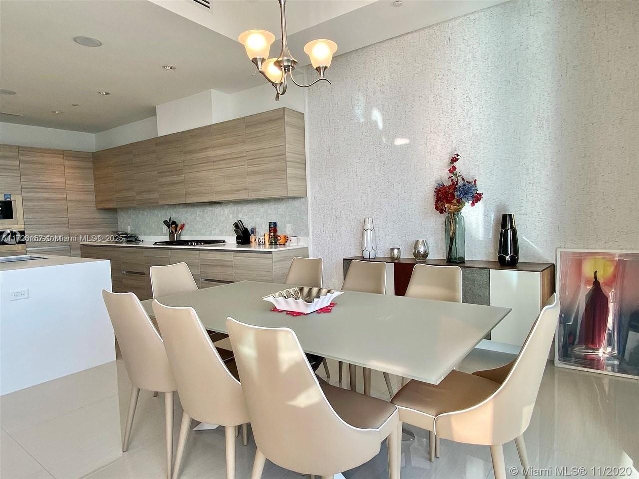 ECHO CONDO - Residential