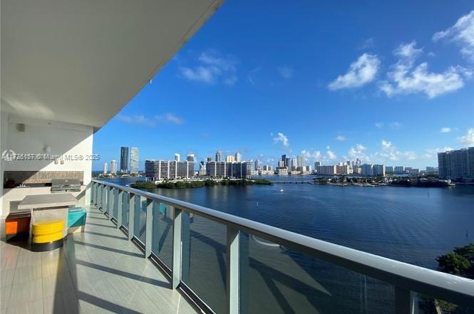 3300 Ne 188th St Lph11, Aventura, Miami-Dade County, Florida - 4 Bedrooms  
6 Bathrooms - 