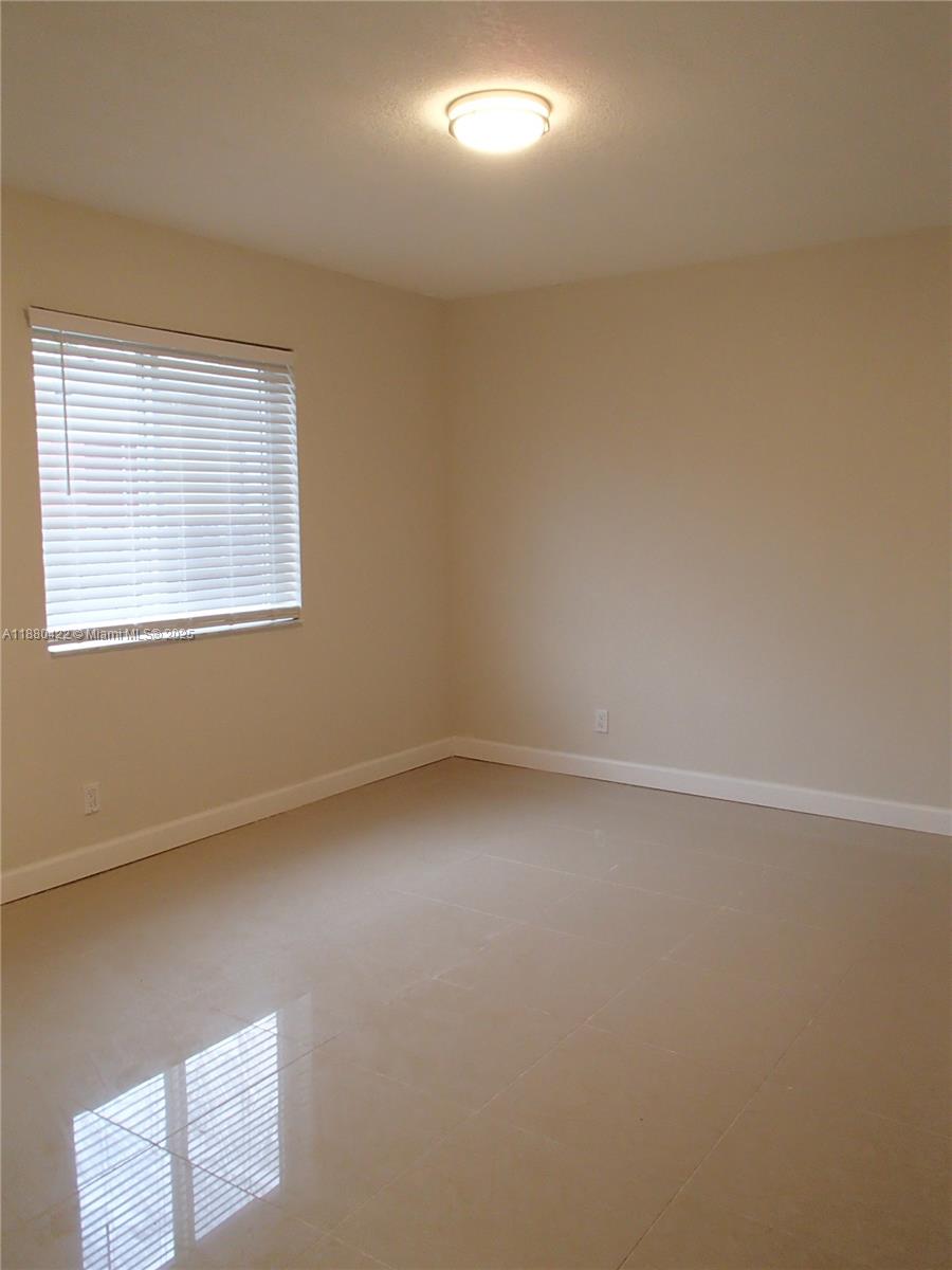 HOLLYWOOD SOUTH SIDE ADD - Residential Lease