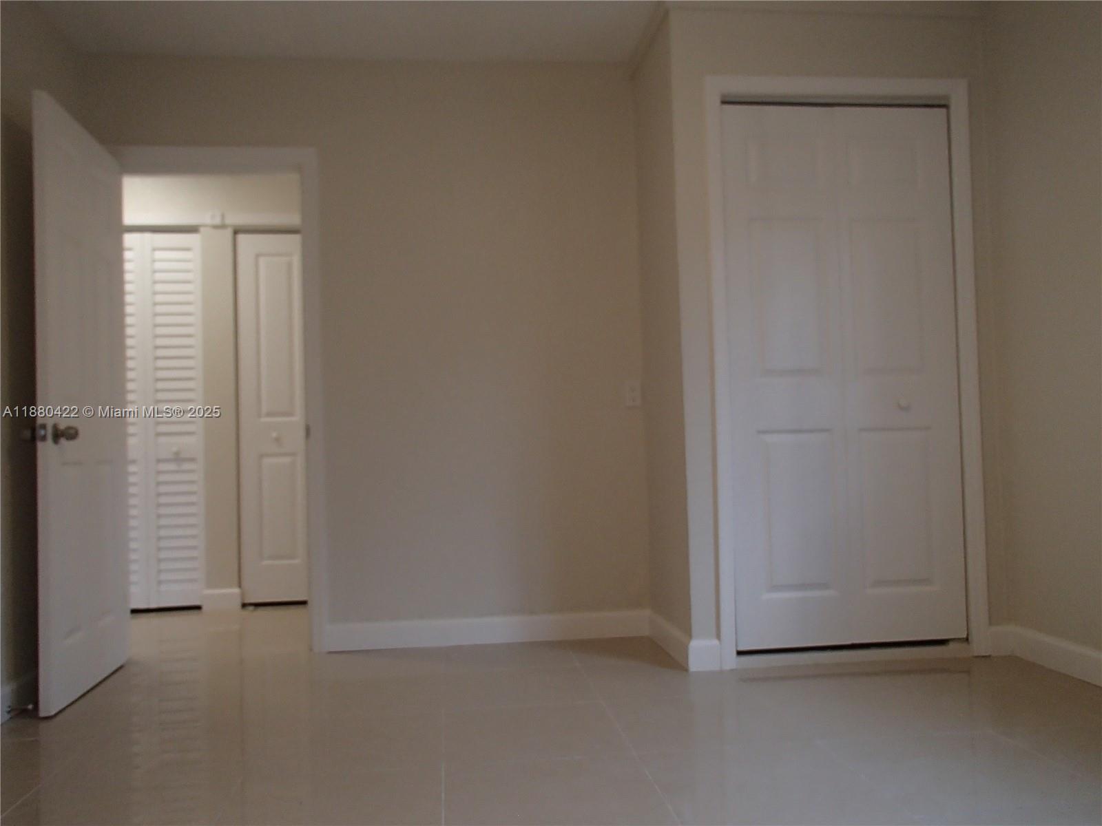 HOLLYWOOD SOUTH SIDE ADD - Residential Lease