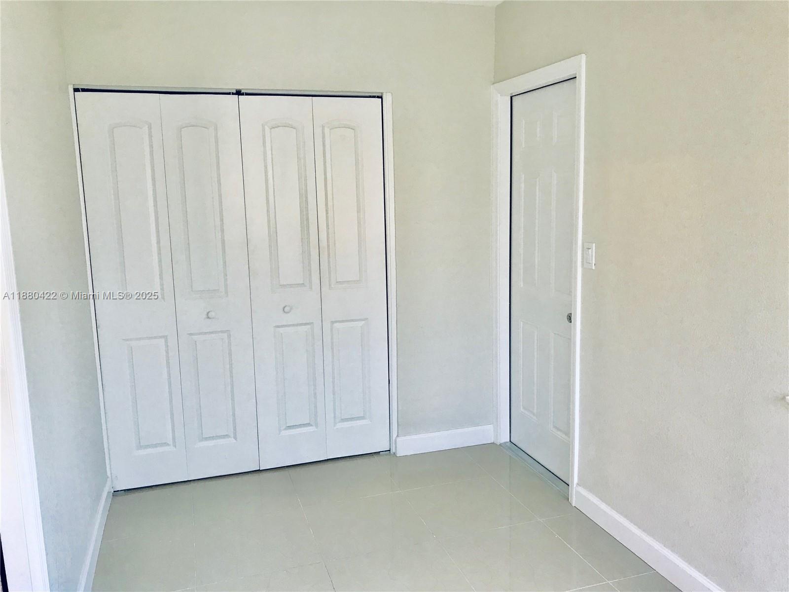 HOLLYWOOD SOUTH SIDE ADD - Residential Lease