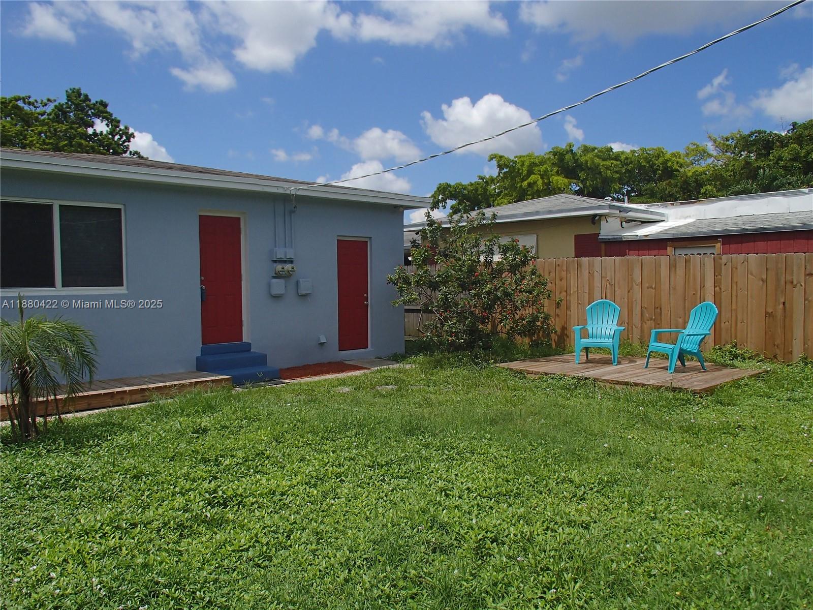 HOLLYWOOD SOUTH SIDE ADD - Residential Lease