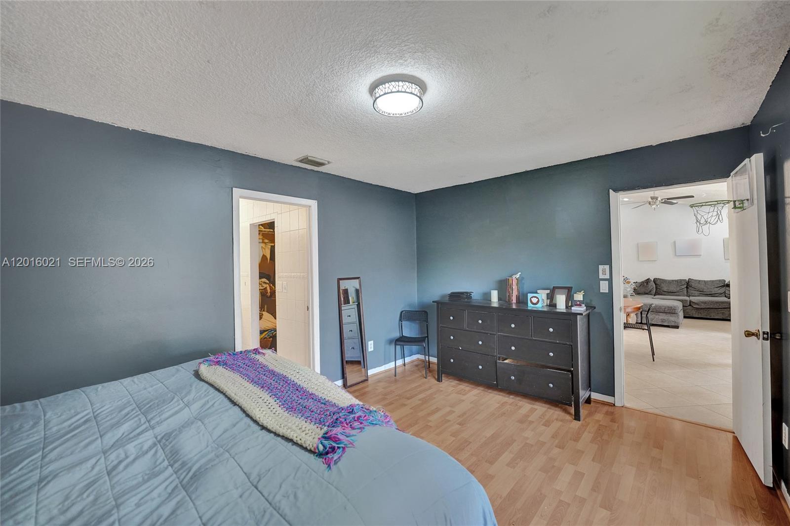 PEMBROKE LAKES SECTION EI - Residential