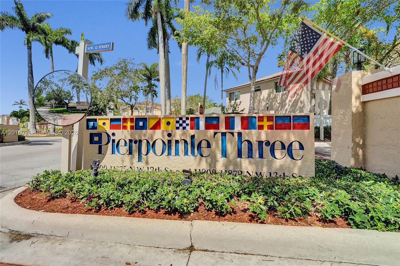 PEMBROKE LAKES SECTION EI - Residential