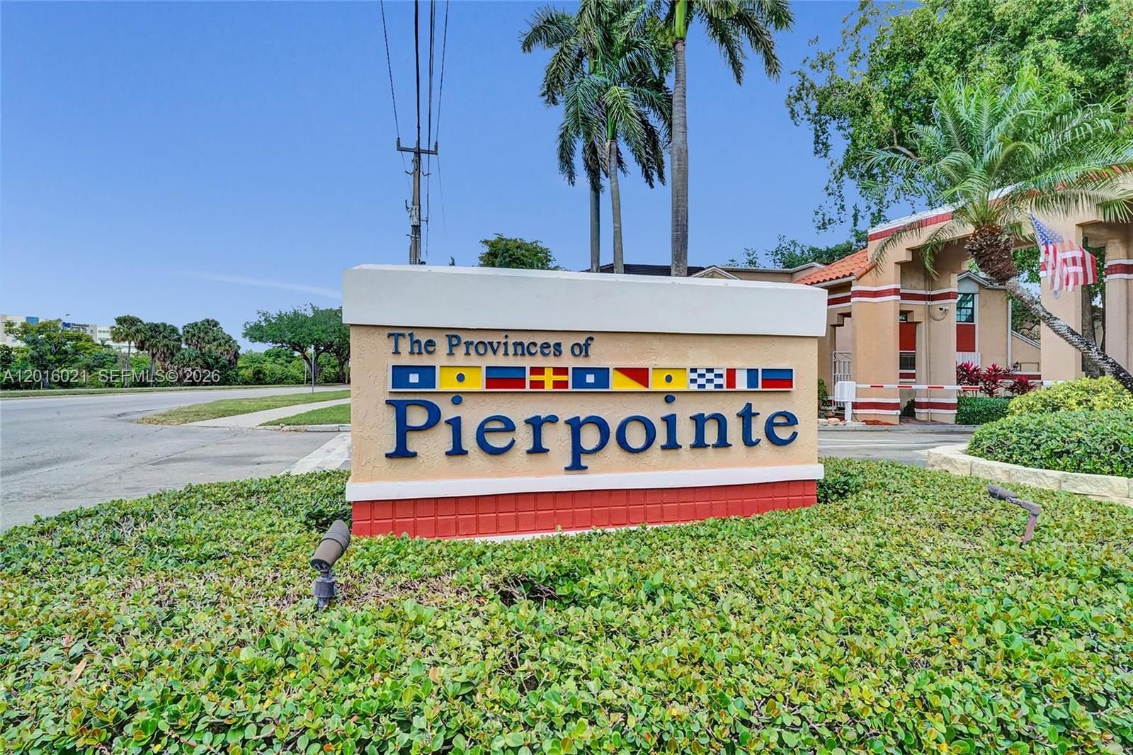PEMBROKE LAKES SECTION EI - Residential