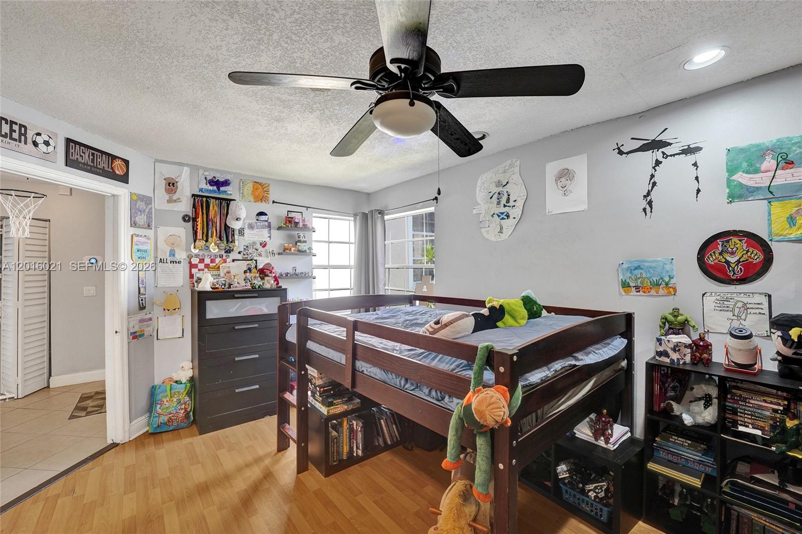PEMBROKE LAKES SECTION EI - Residential