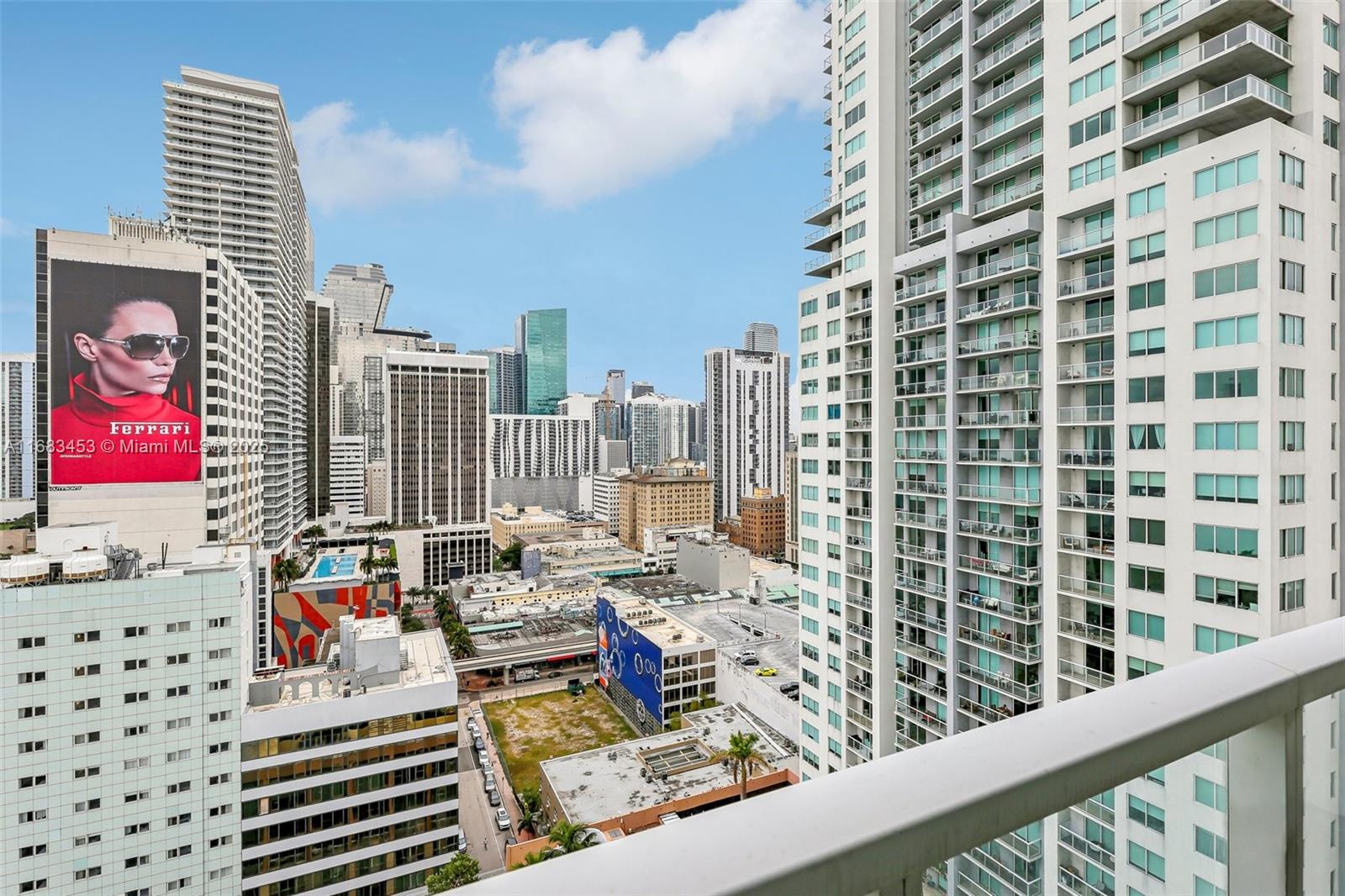 VIZCAYNE NORTH CONDO - Residential