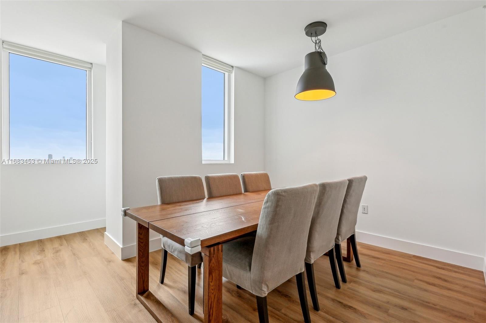 VIZCAYNE NORTH CONDO - Residential