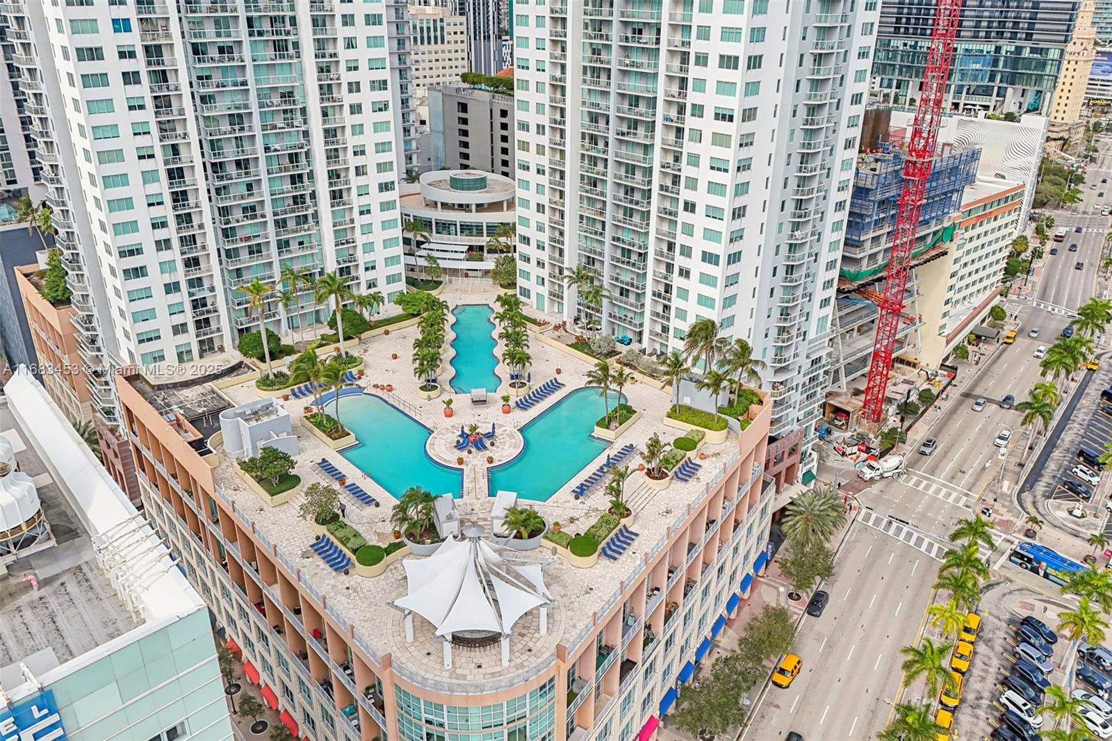 VIZCAYNE NORTH CONDO - Residential