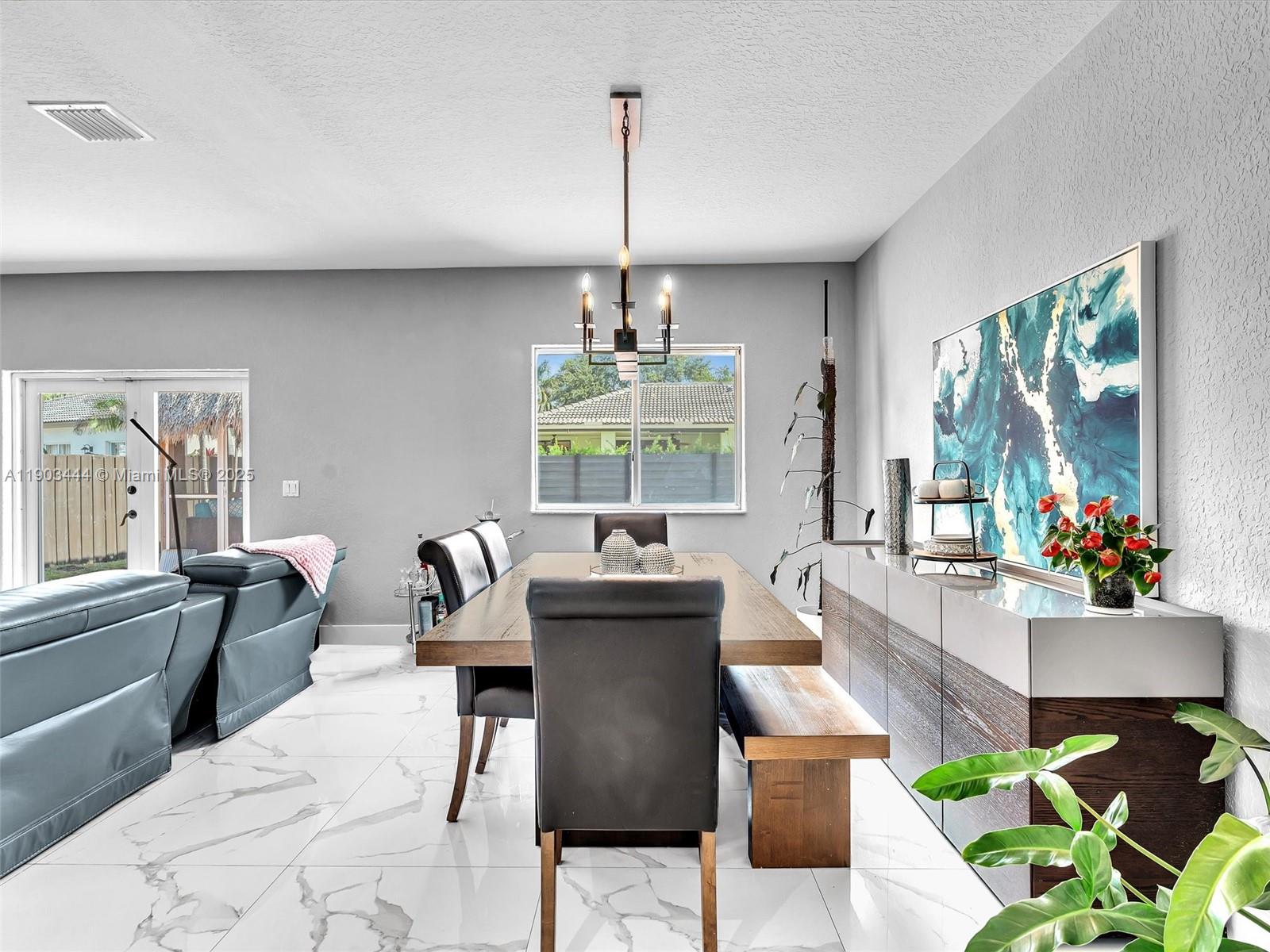 GENESIS OAK GARDENS - Residential