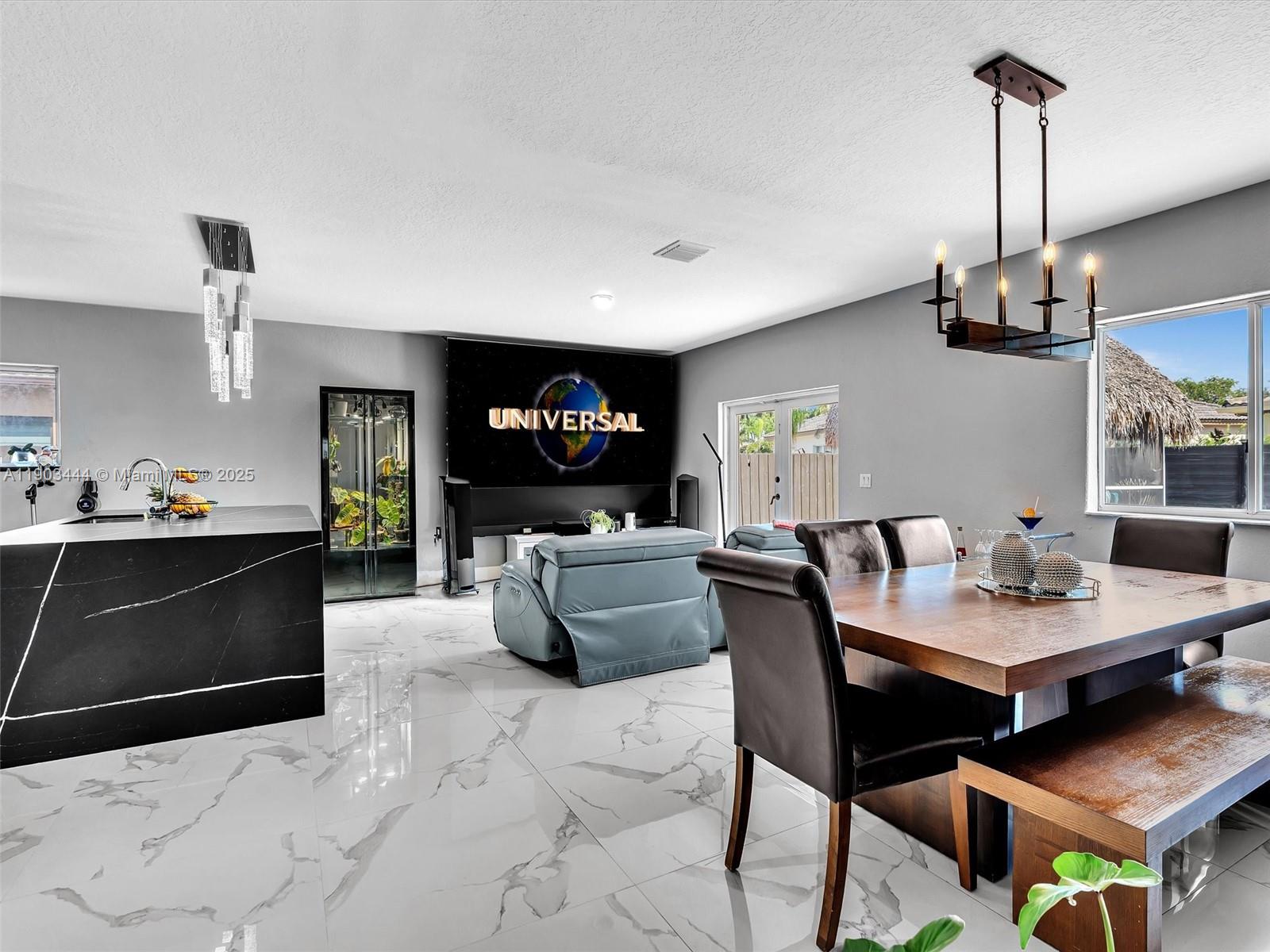 GENESIS OAK GARDENS - Residential