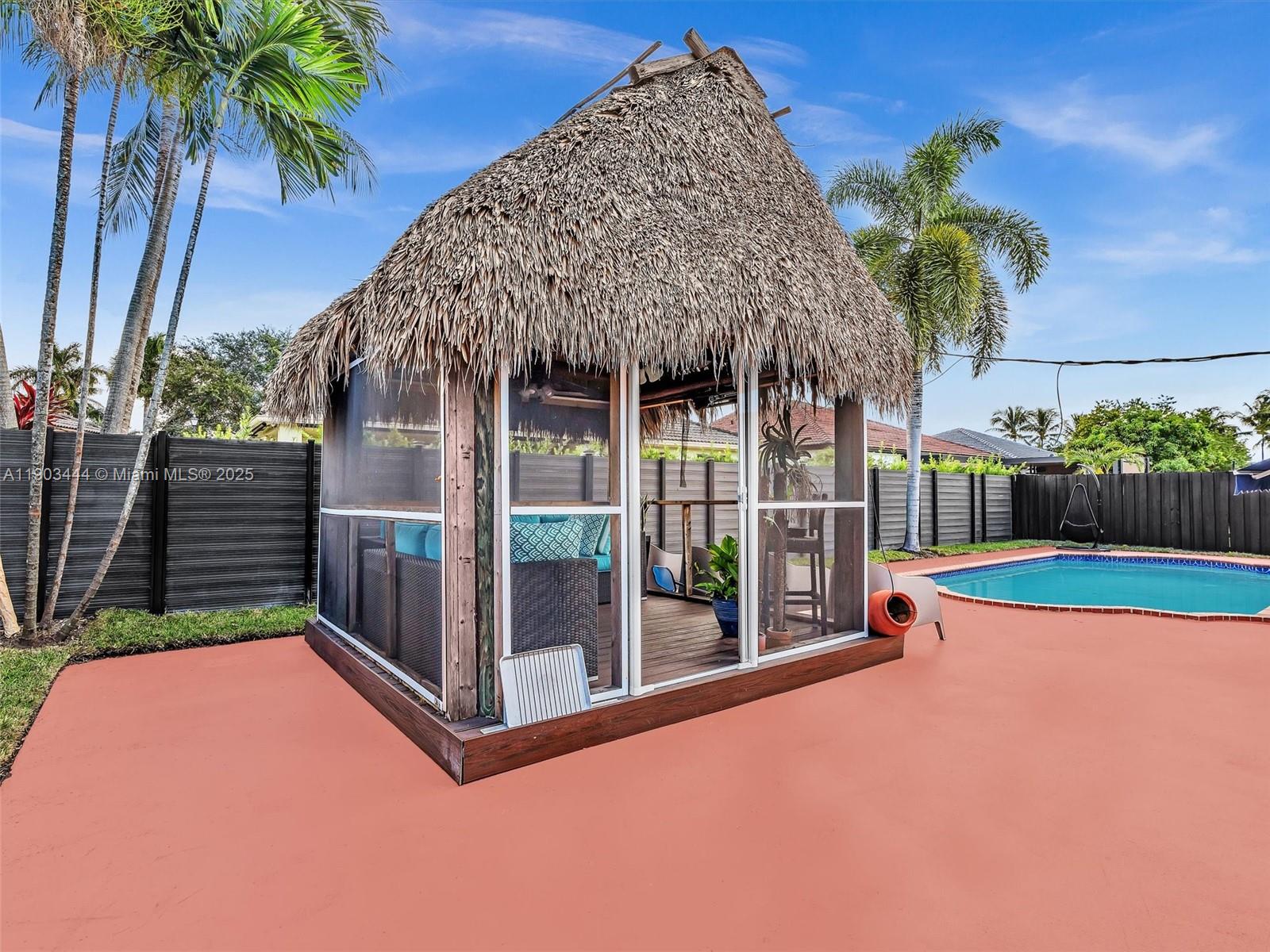 GENESIS OAK GARDENS - Residential