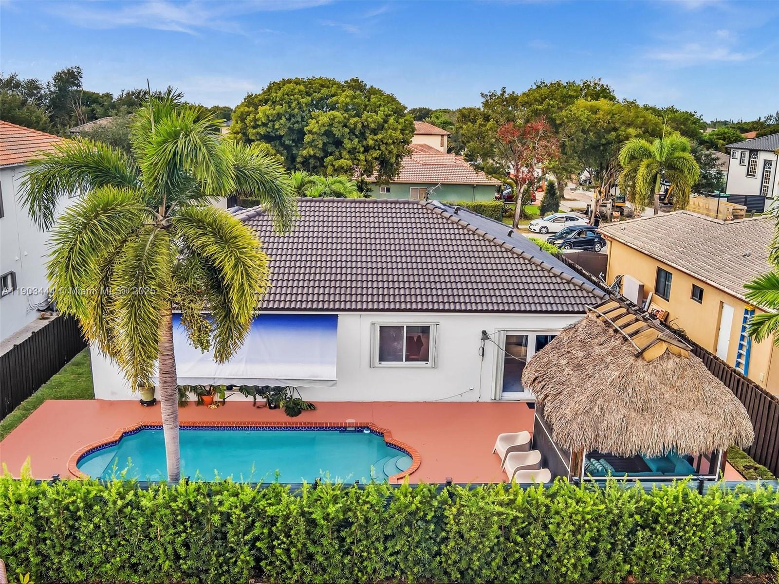 GENESIS OAK GARDENS - Residential