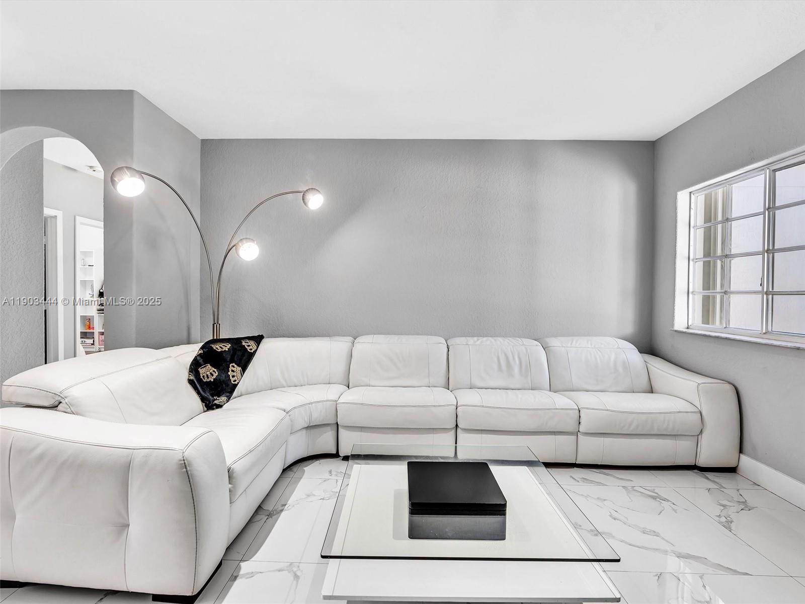 GENESIS OAK GARDENS - Residential