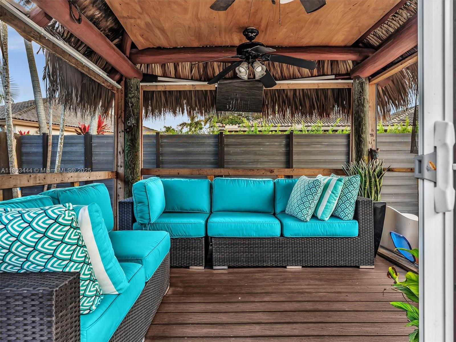 GENESIS OAK GARDENS - Residential