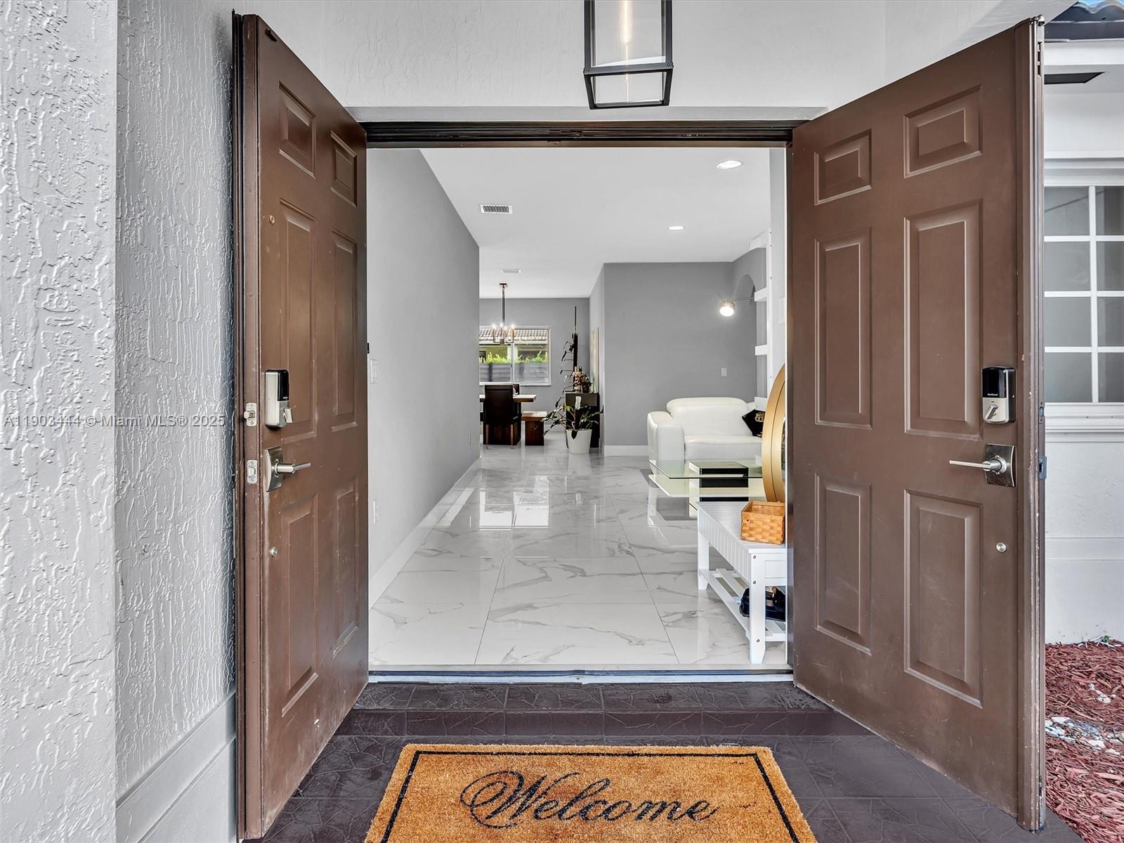 GENESIS OAK GARDENS - Residential