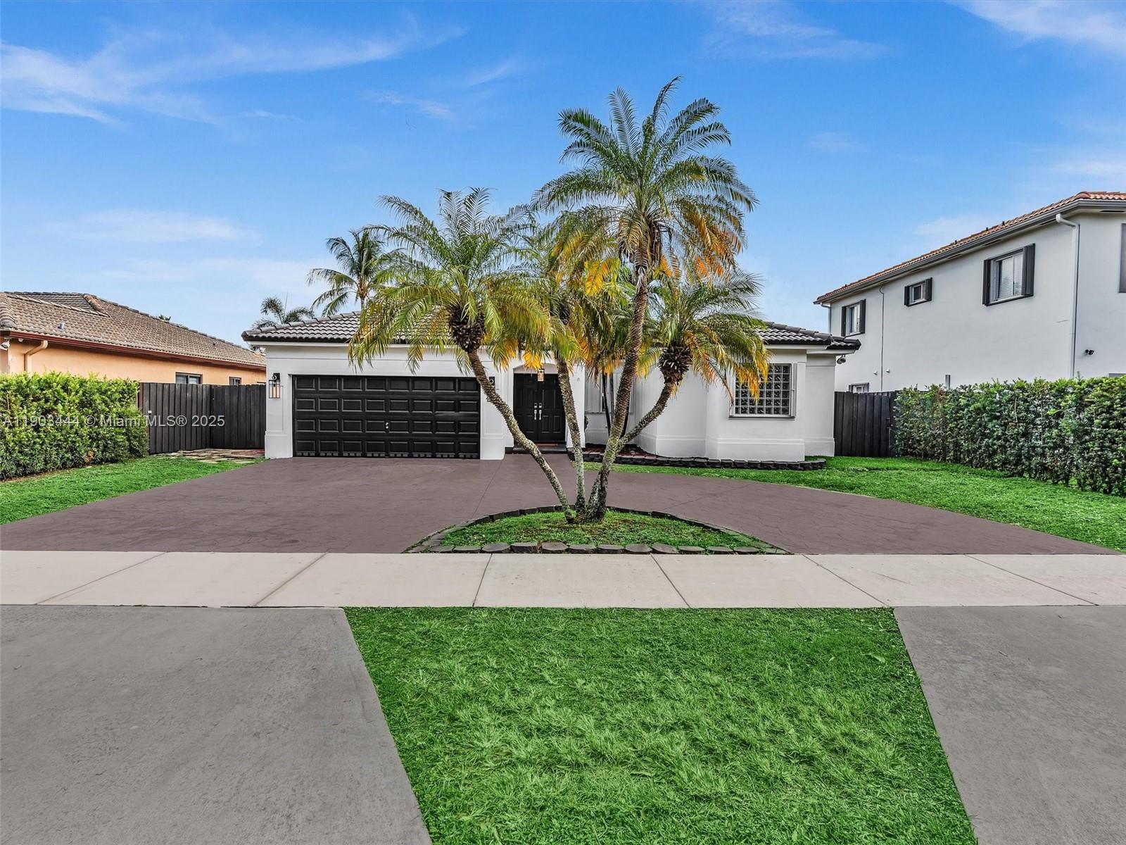 GENESIS OAK GARDENS - Residential