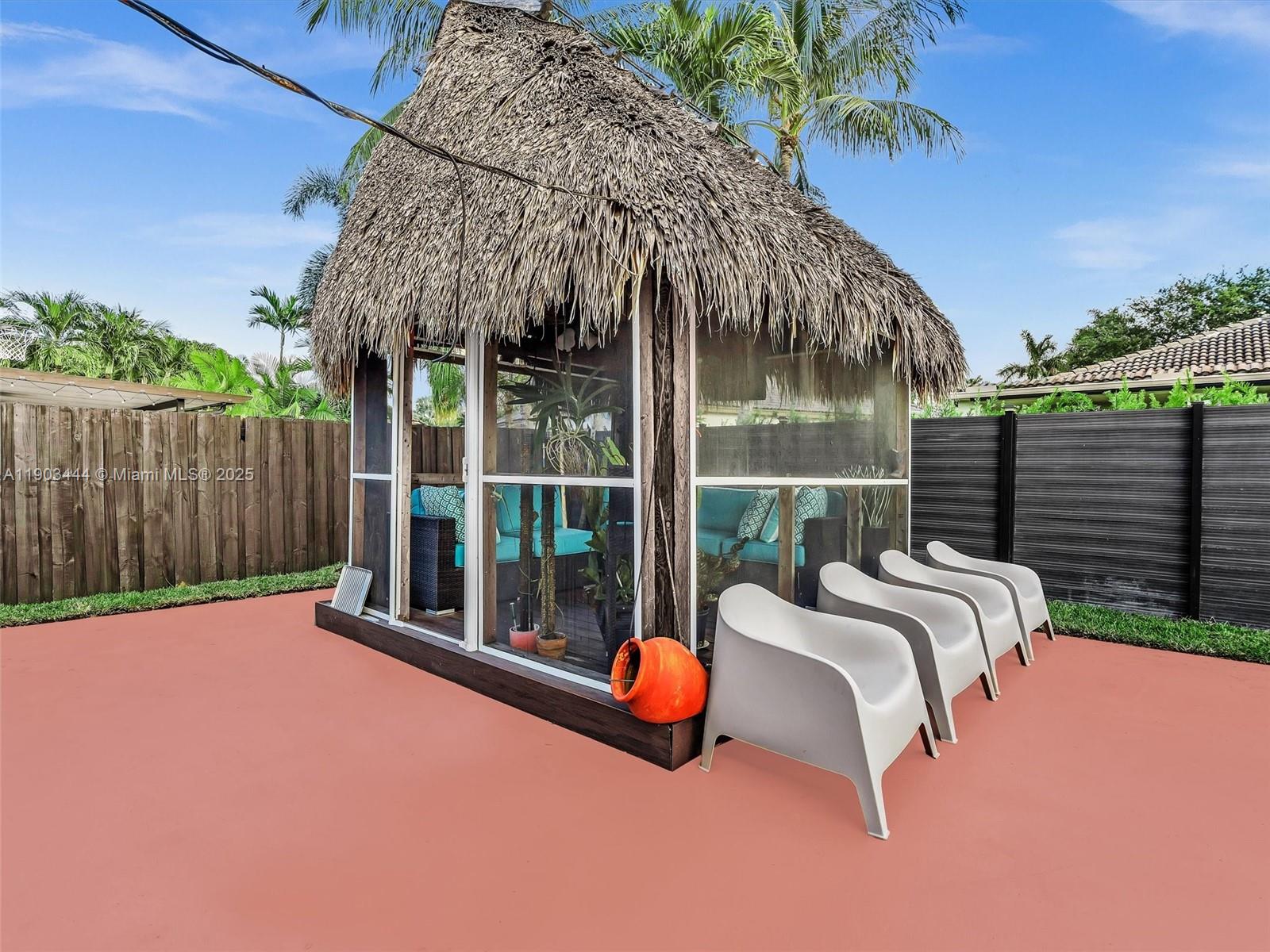 GENESIS OAK GARDENS - Residential