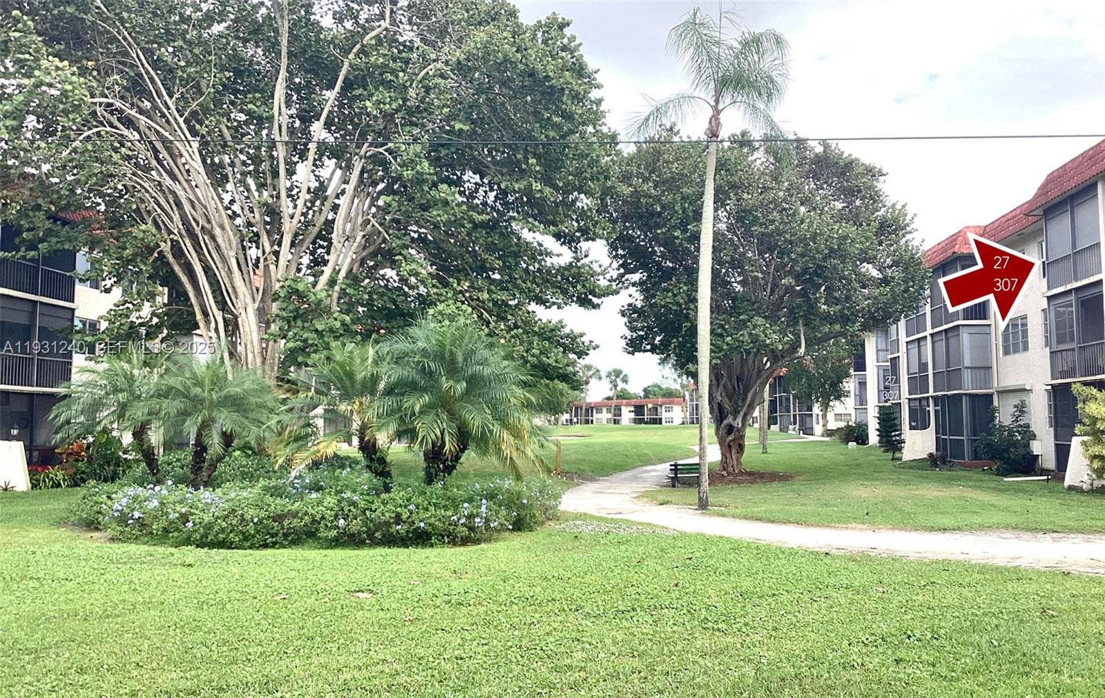 HOLLYBROOK GOLF AND TENNIS - Residential Lease