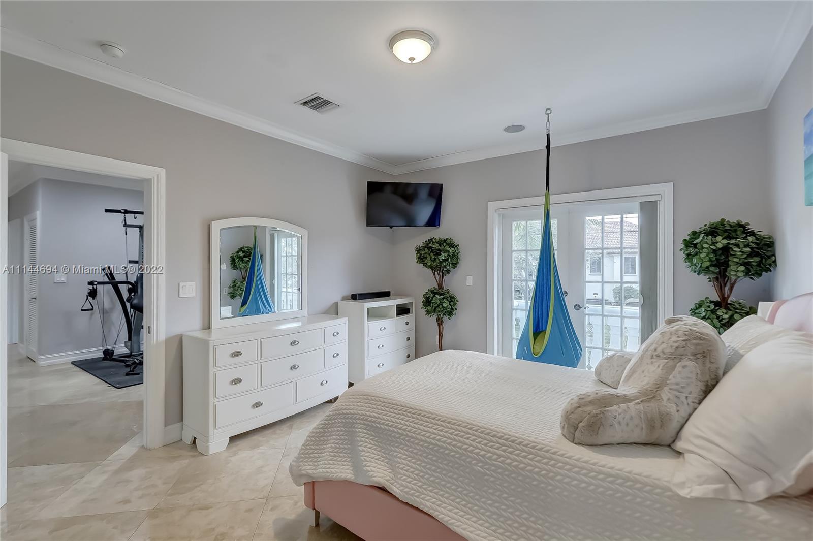 LAUDERDALE HARBORS - Residential