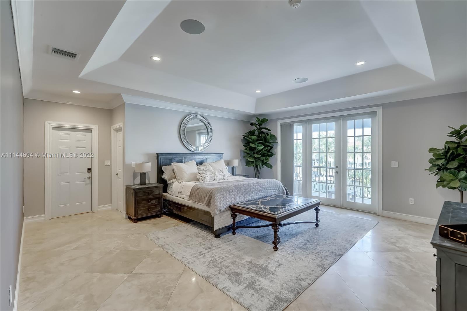 LAUDERDALE HARBORS - Residential