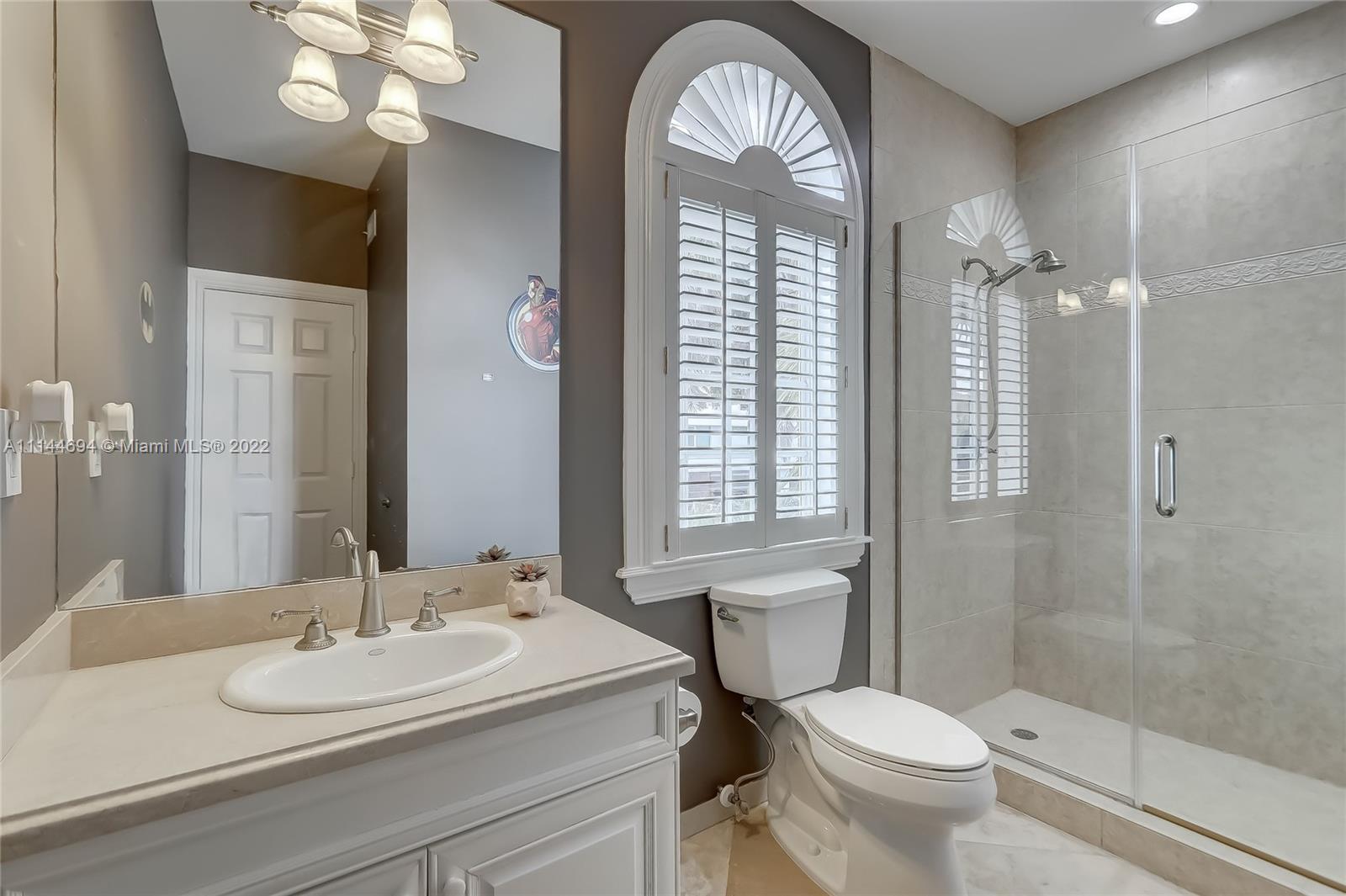 LAUDERDALE HARBORS - Residential