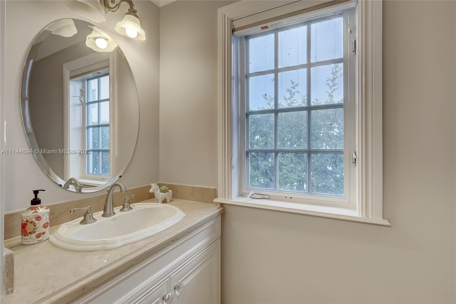 LAUDERDALE HARBORS - Residential